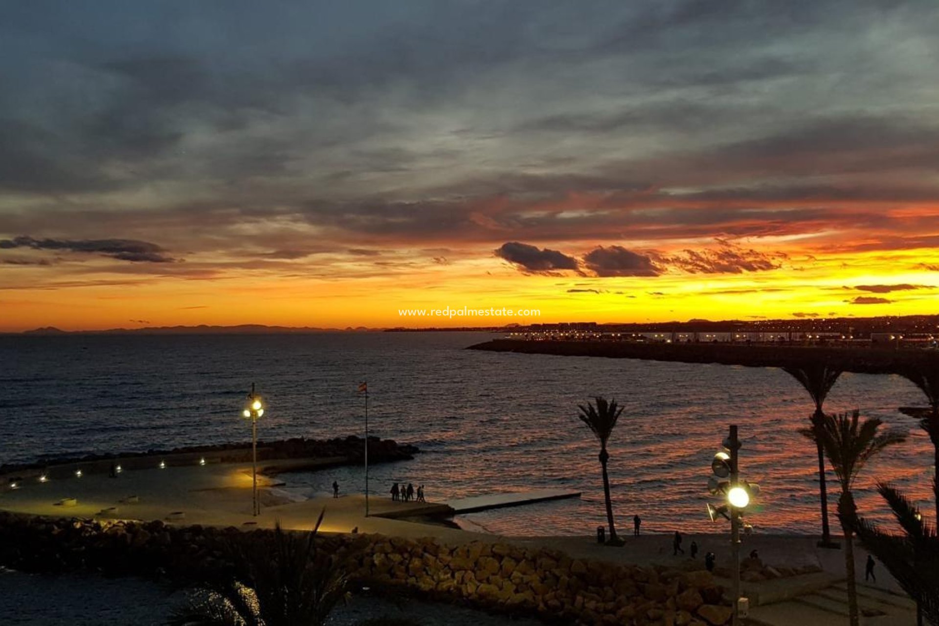 Återförsäljning - Lägenhet -
Torrevieja - Las Piscinas Naturales