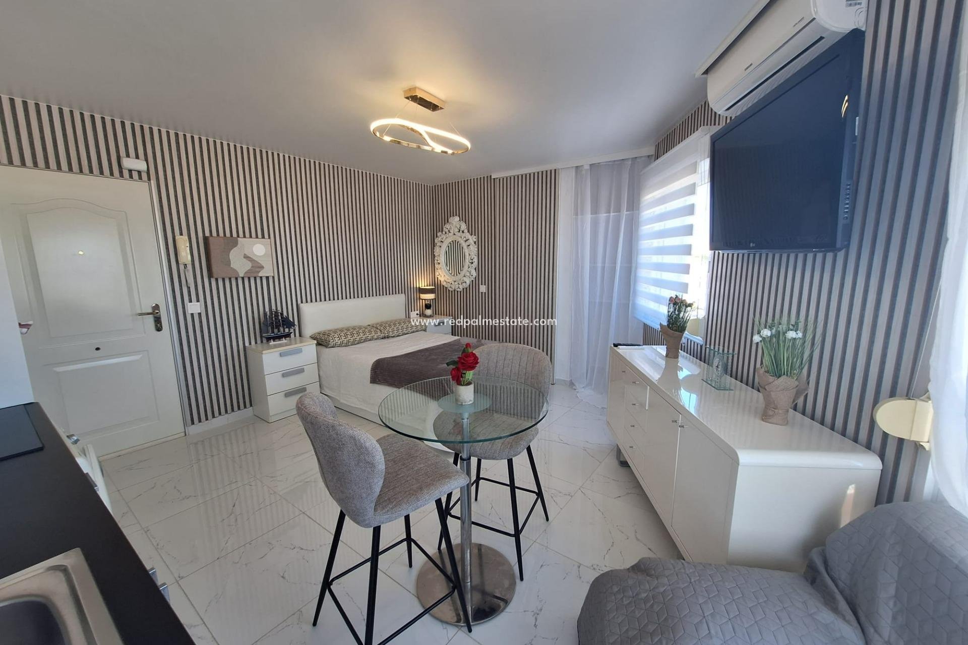 Återförsäljning - Lägenhet -
Torrevieja - Nueva Torrevieja - Aguas Nuevas