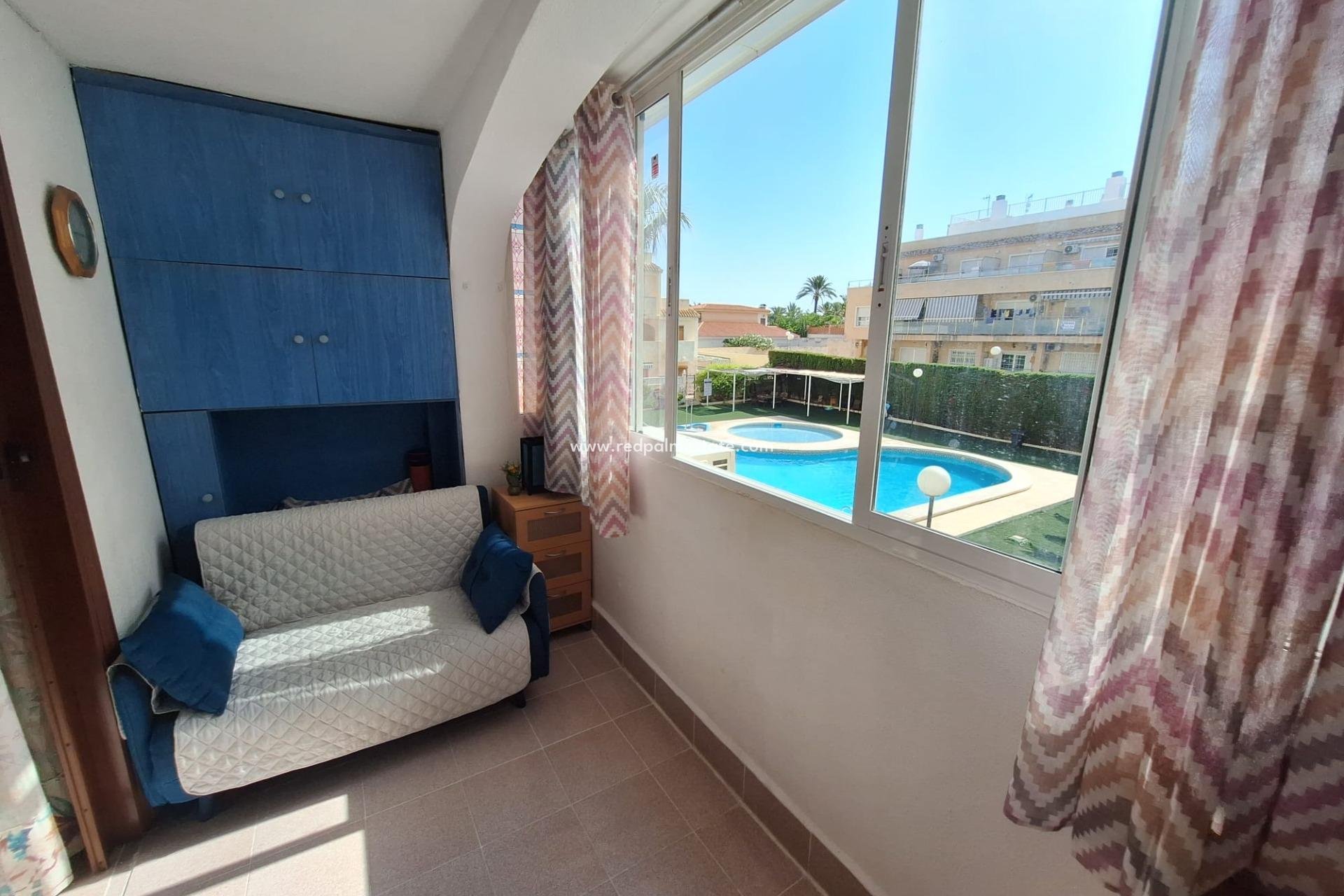 Återförsäljning - Lägenhet -
Torrevieja - Nueva Torrevieja - Aguas Nuevas