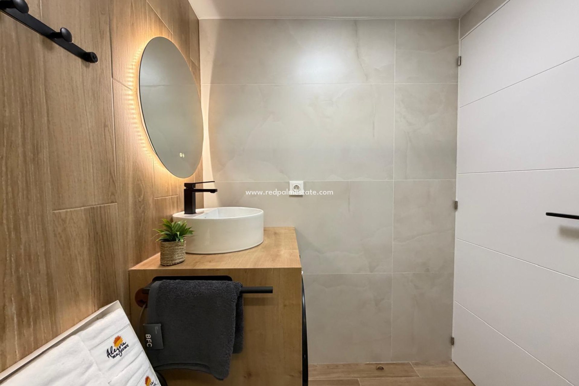 Återförsäljning - Lägenhet -
Torrevieja - Nueva Torrevieja - Aguas Nuevas