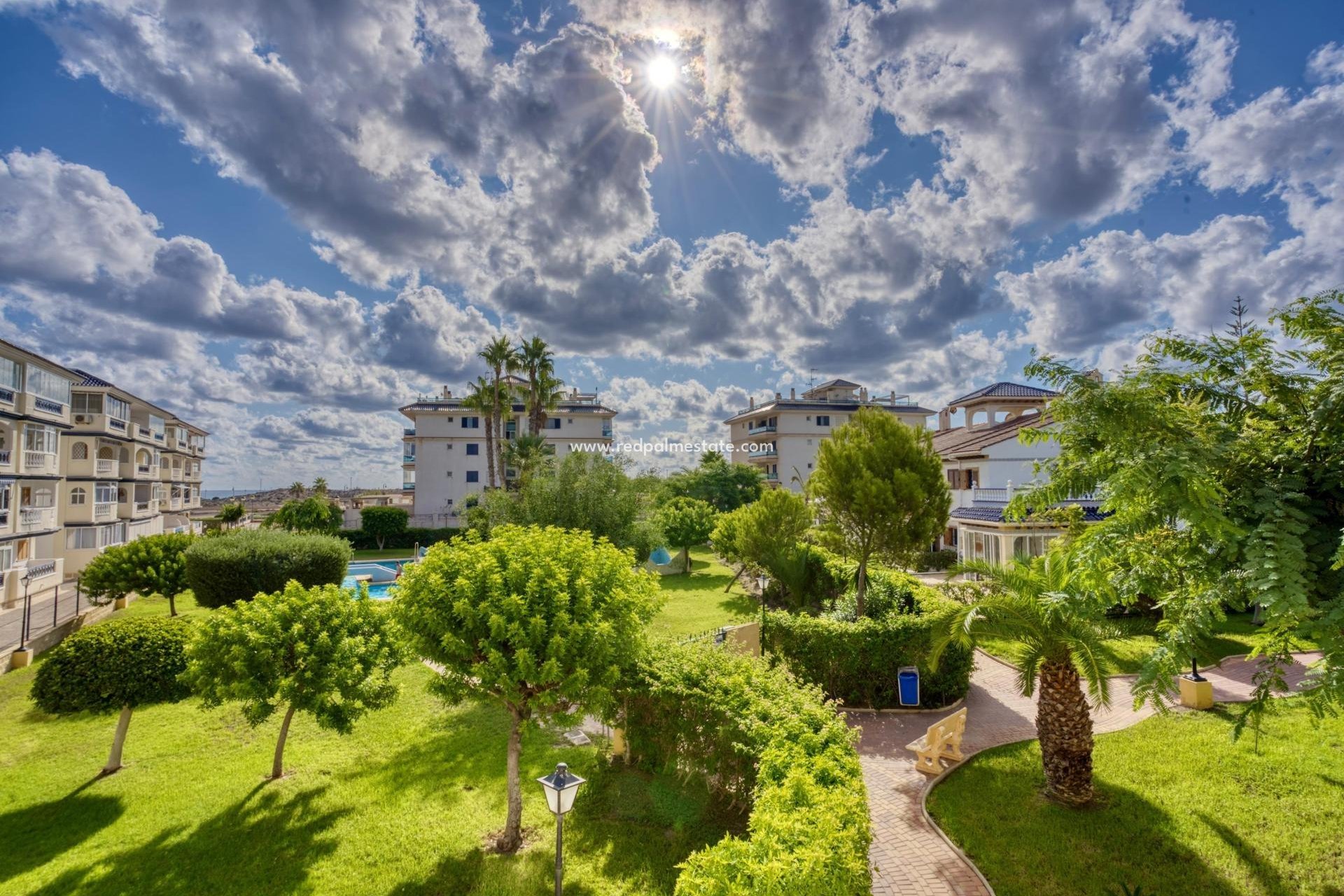 Återförsäljning - Lägenhet -
Torrevieja - Parque Acuático - Sector 25