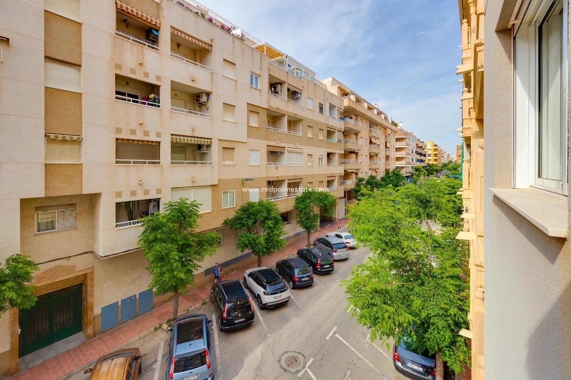 Återförsäljning - Lägenhet -
Torrevieja - PARQUE DE LAS NACIONES