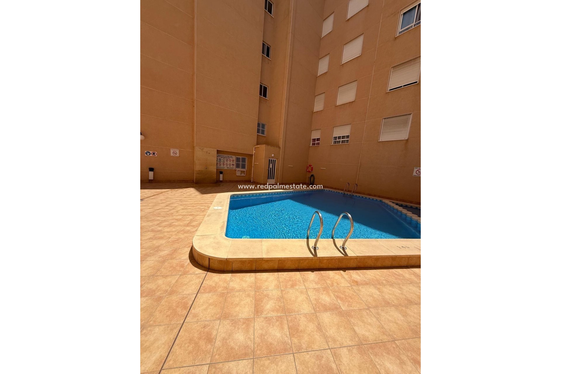Återförsäljning - Lägenhet -
Torrevieja - Playa de los Locos