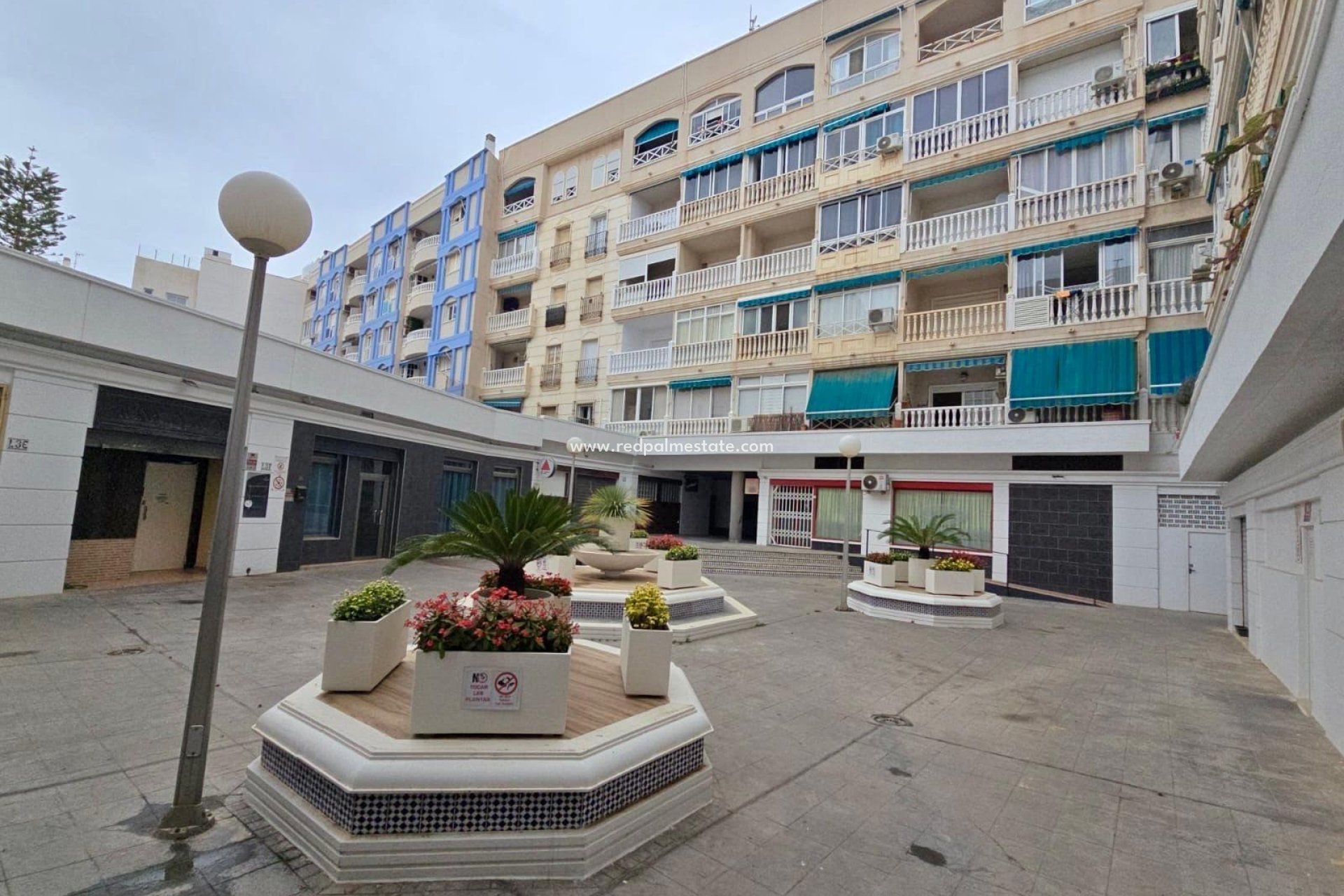 Återförsäljning - Lägenhet -
Torrevieja - Playa de los Locos