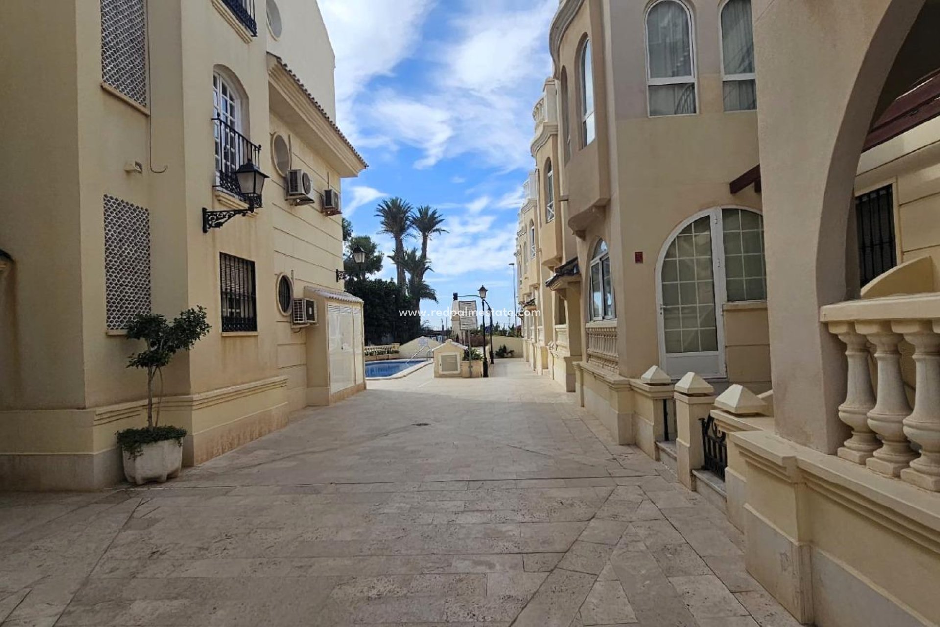 Återförsäljning - Lägenhet -
Torrevieja - Playa de los Locos