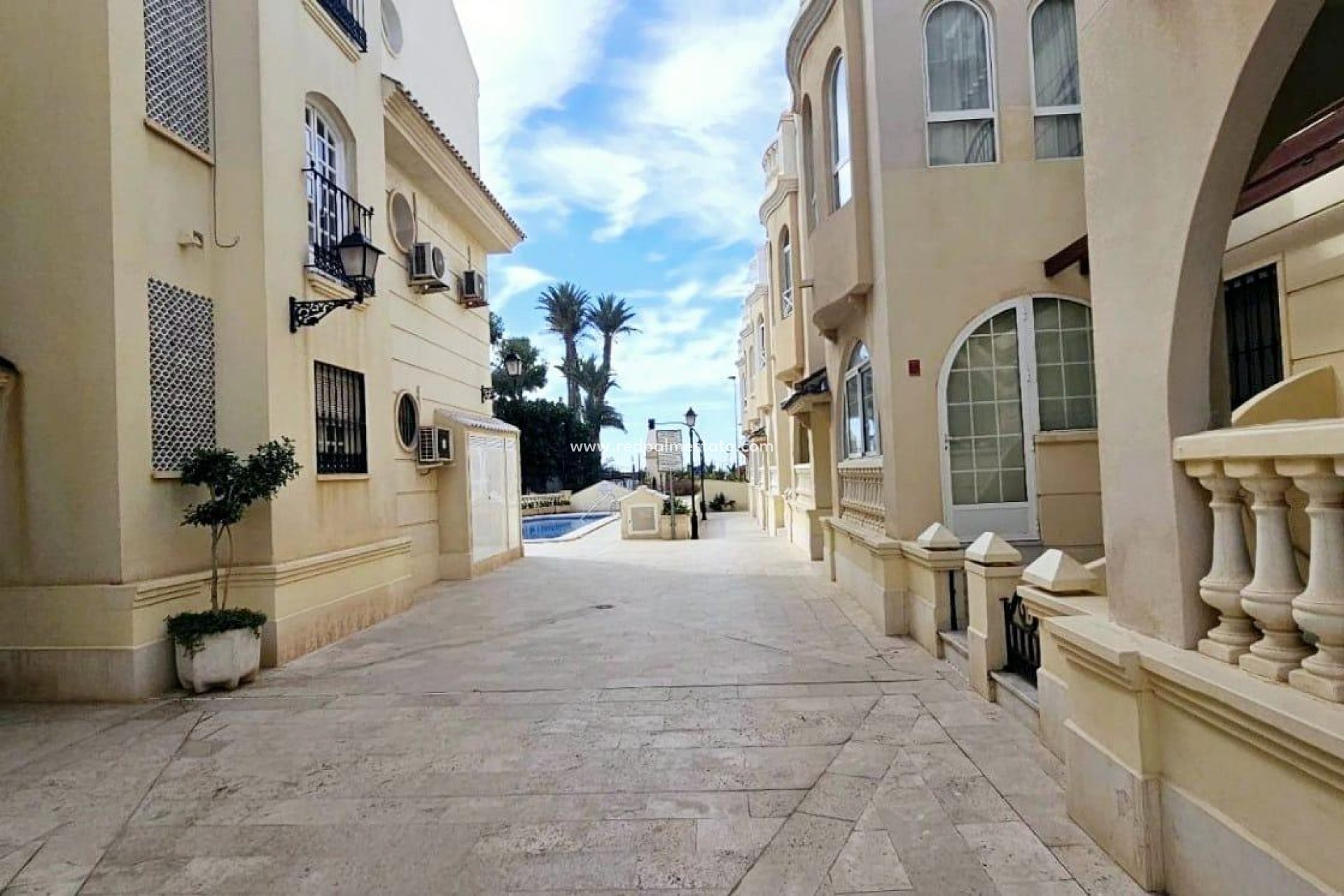 Återförsäljning - Lägenhet -
Torrevieja - Playa de los Locos