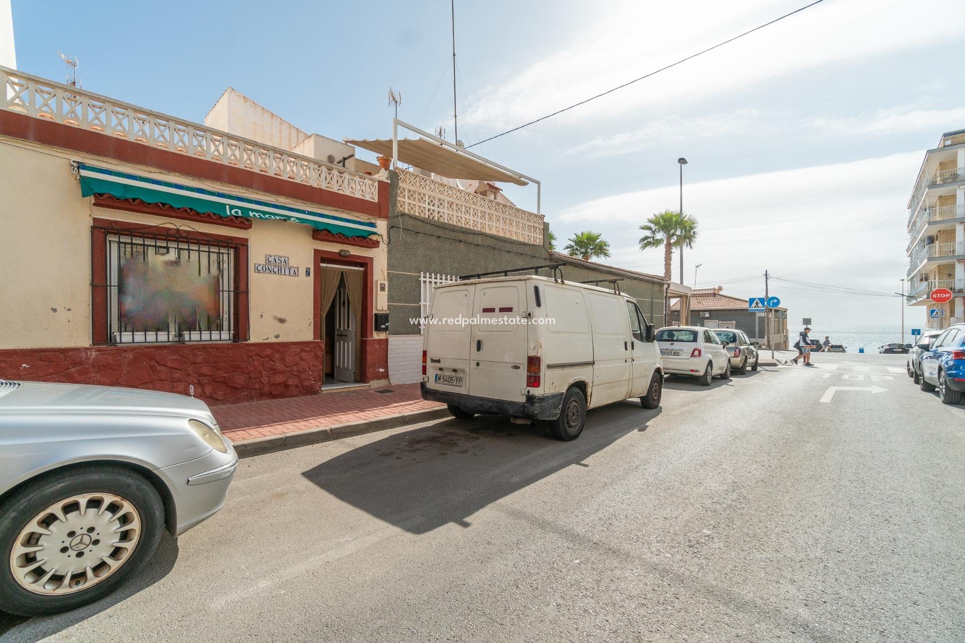 Återförsäljning - Lägenhet -
Torrevieja - Playa de los Naufragos