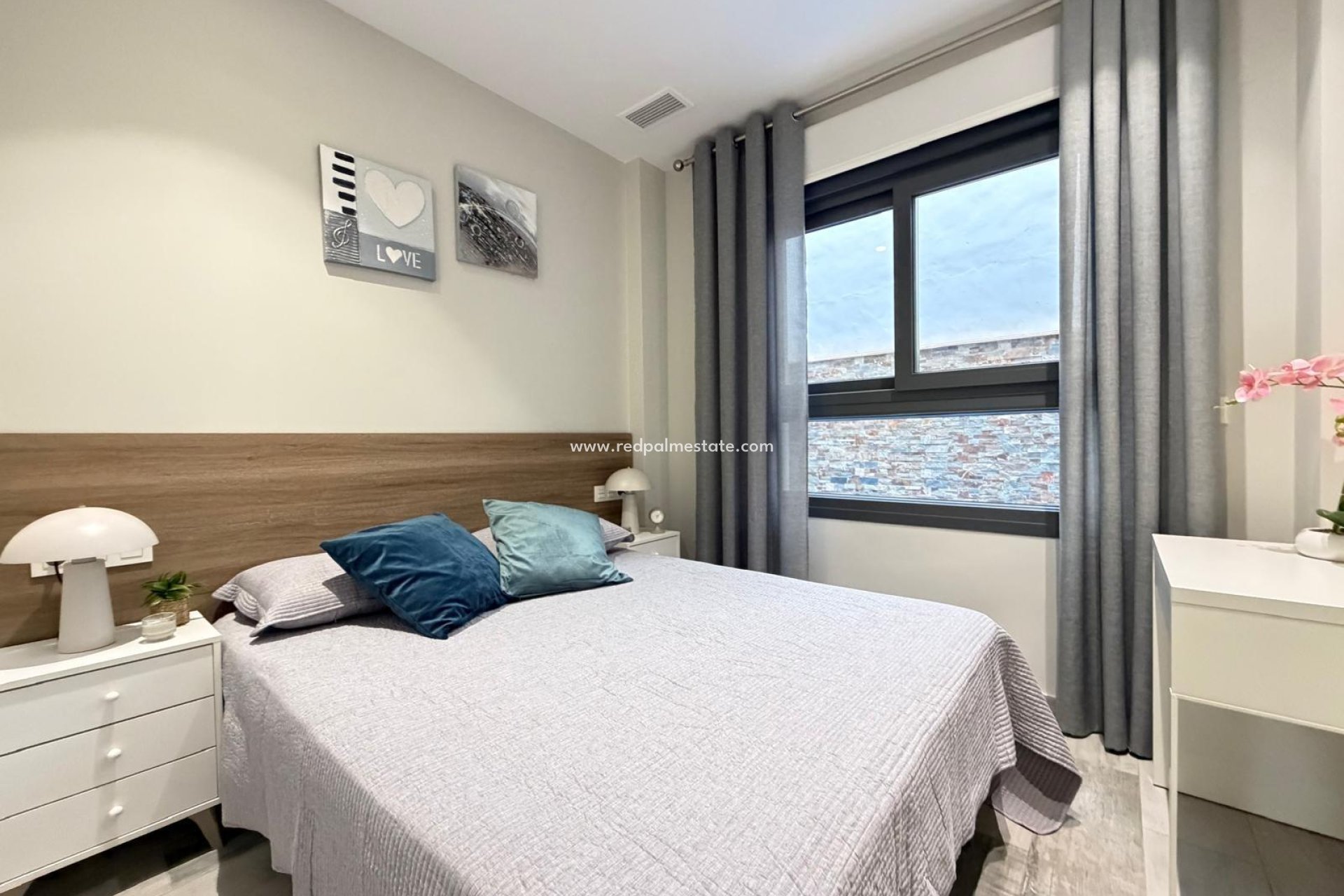 Återförsäljning - Lägenhet -
Torrevieja - Playa del Cura
