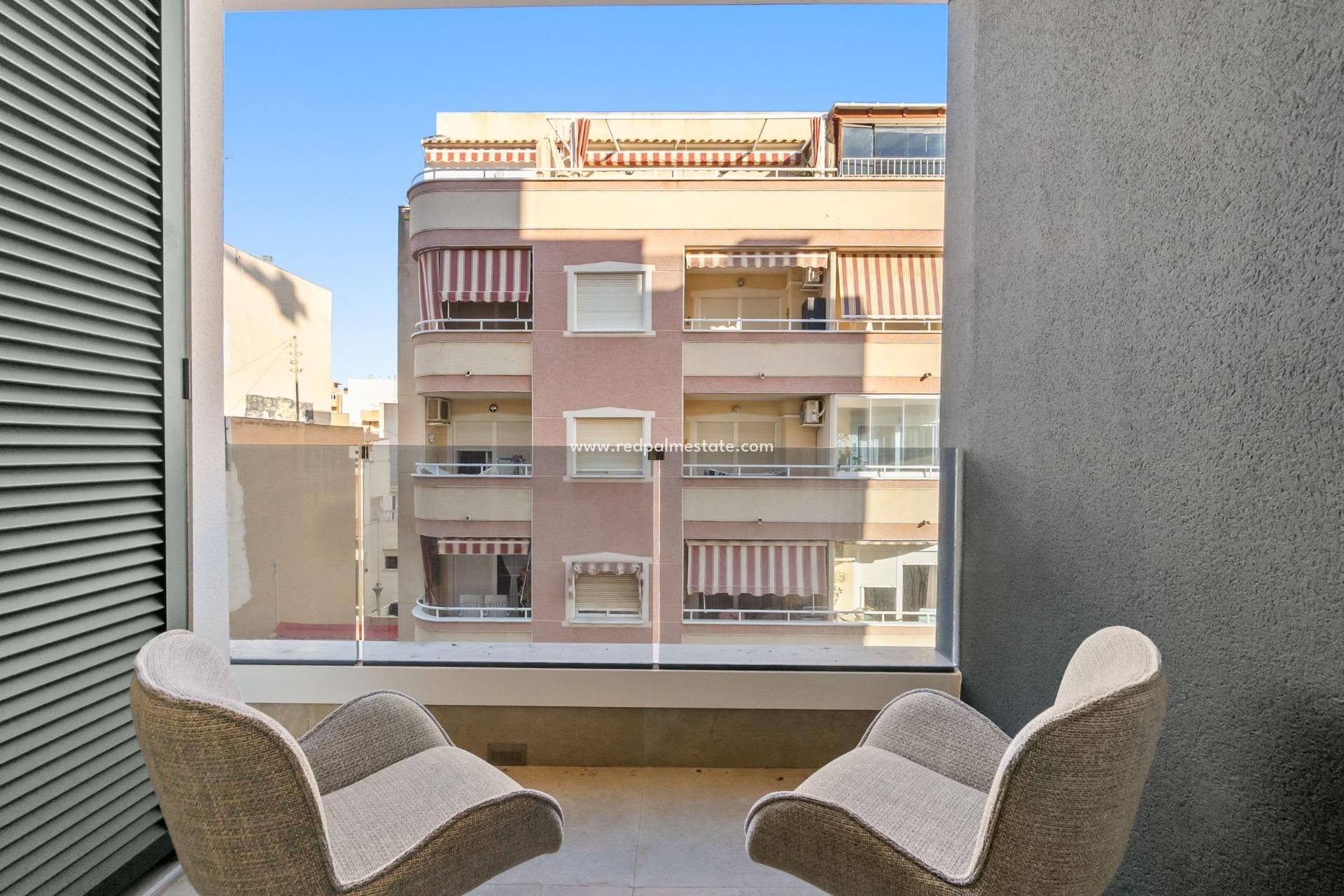 Återförsäljning - Lägenhet -
Torrevieja - Playa del Cura
