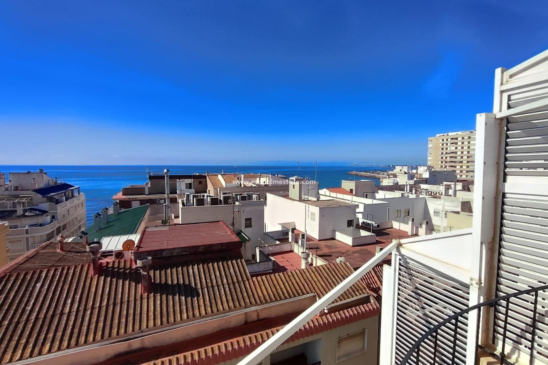 Återförsäljning - Lägenhet -
Torrevieja - Playa del Cura