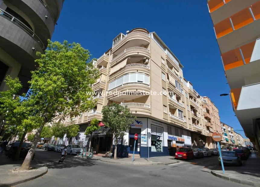 Återförsäljning - Lägenhet -
Torrevieja - Playa del Cura