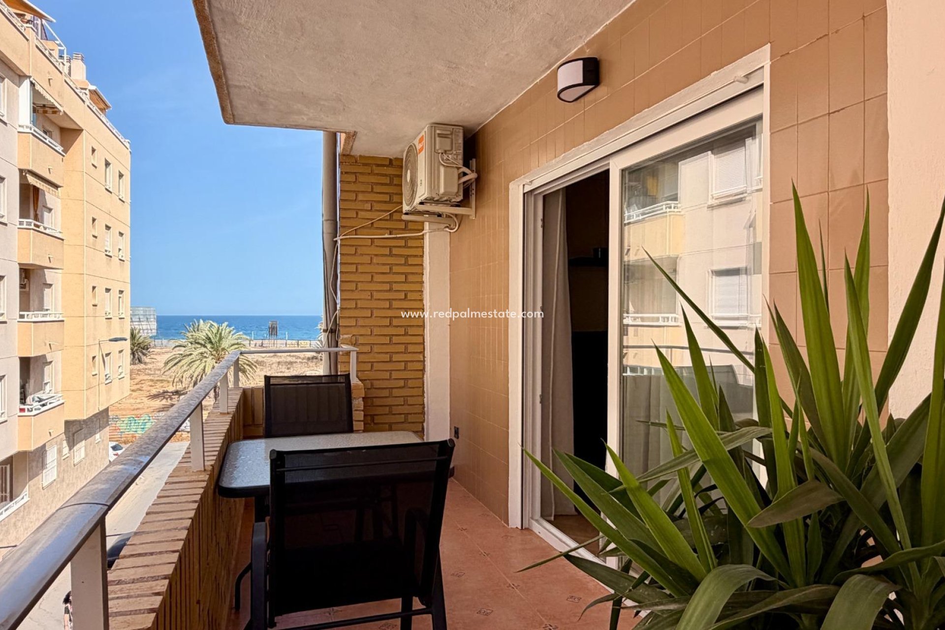 Återförsäljning - Lägenhet -
Torrevieja - Playa del Cura