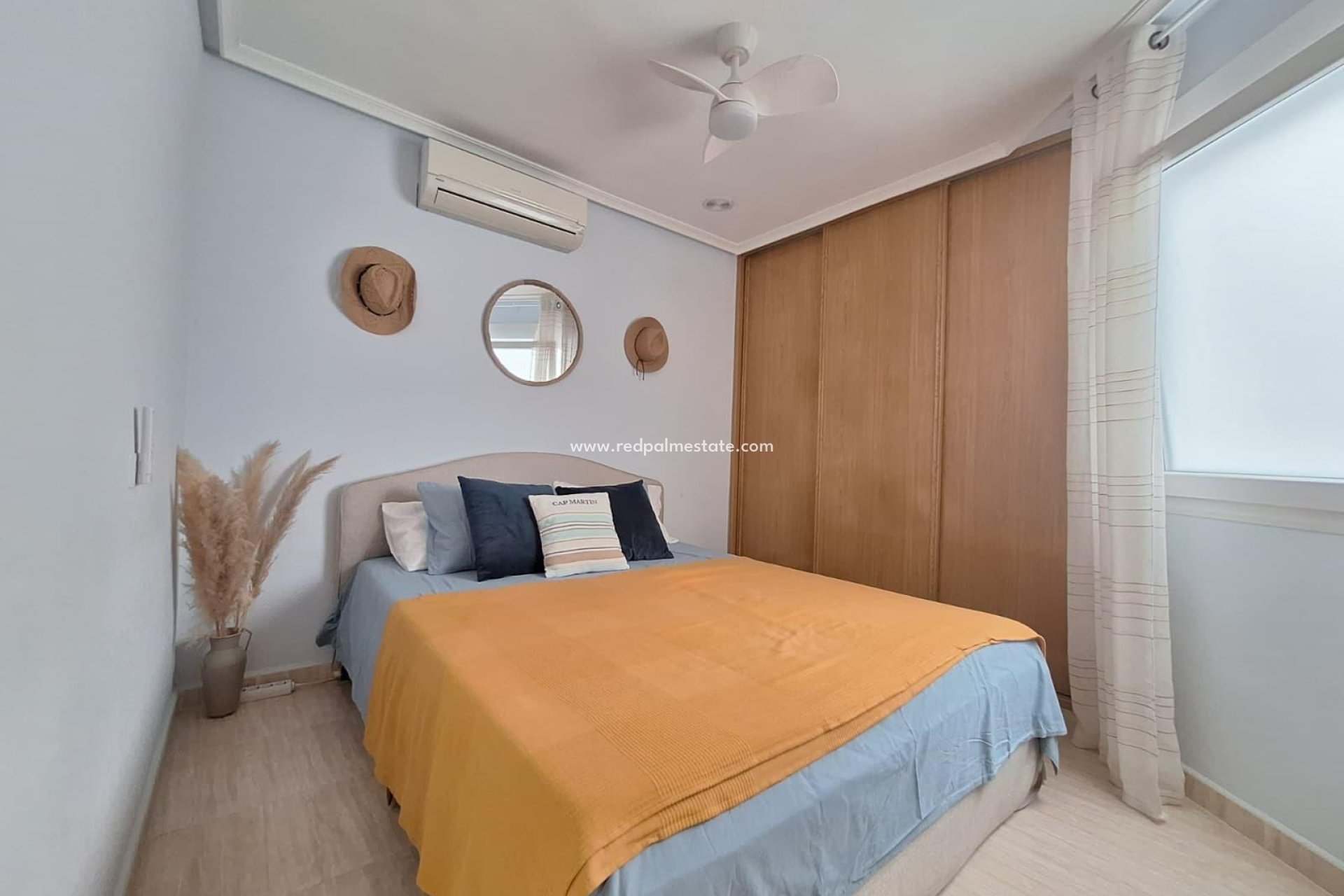 Återförsäljning - Lägenhet -
Torrevieja - Playa del Cura