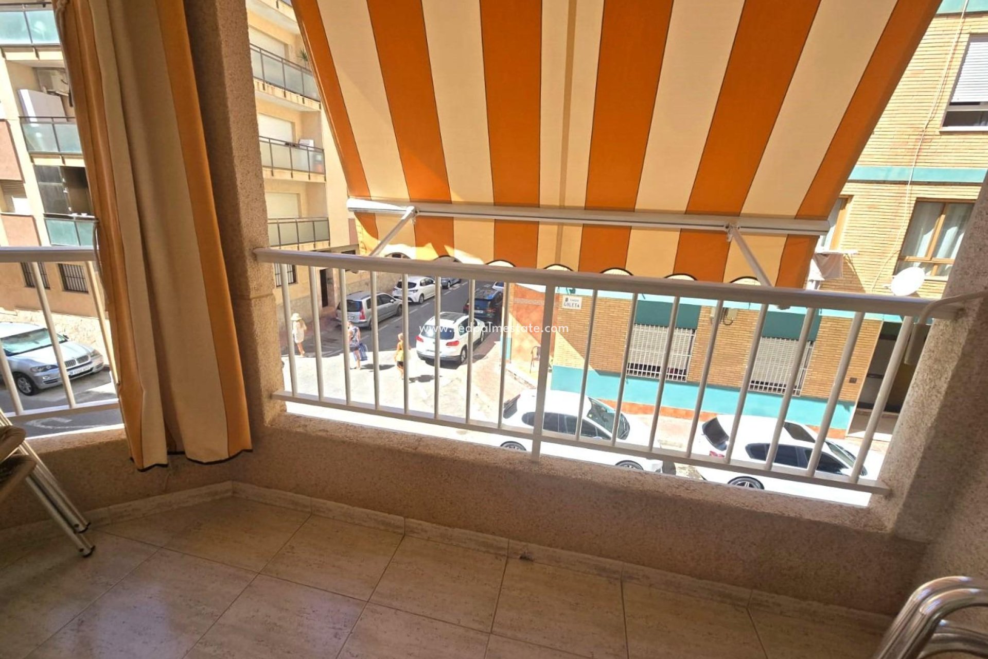 Återförsäljning - Lägenhet -
Torrevieja - Playa del Cura