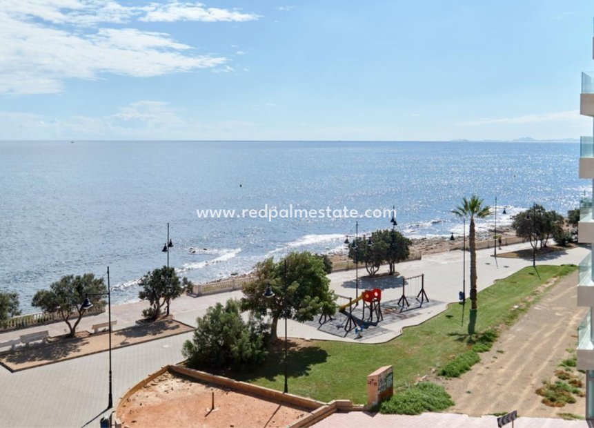 Återförsäljning - Lägenhet -
Torrevieja - Playa del cura