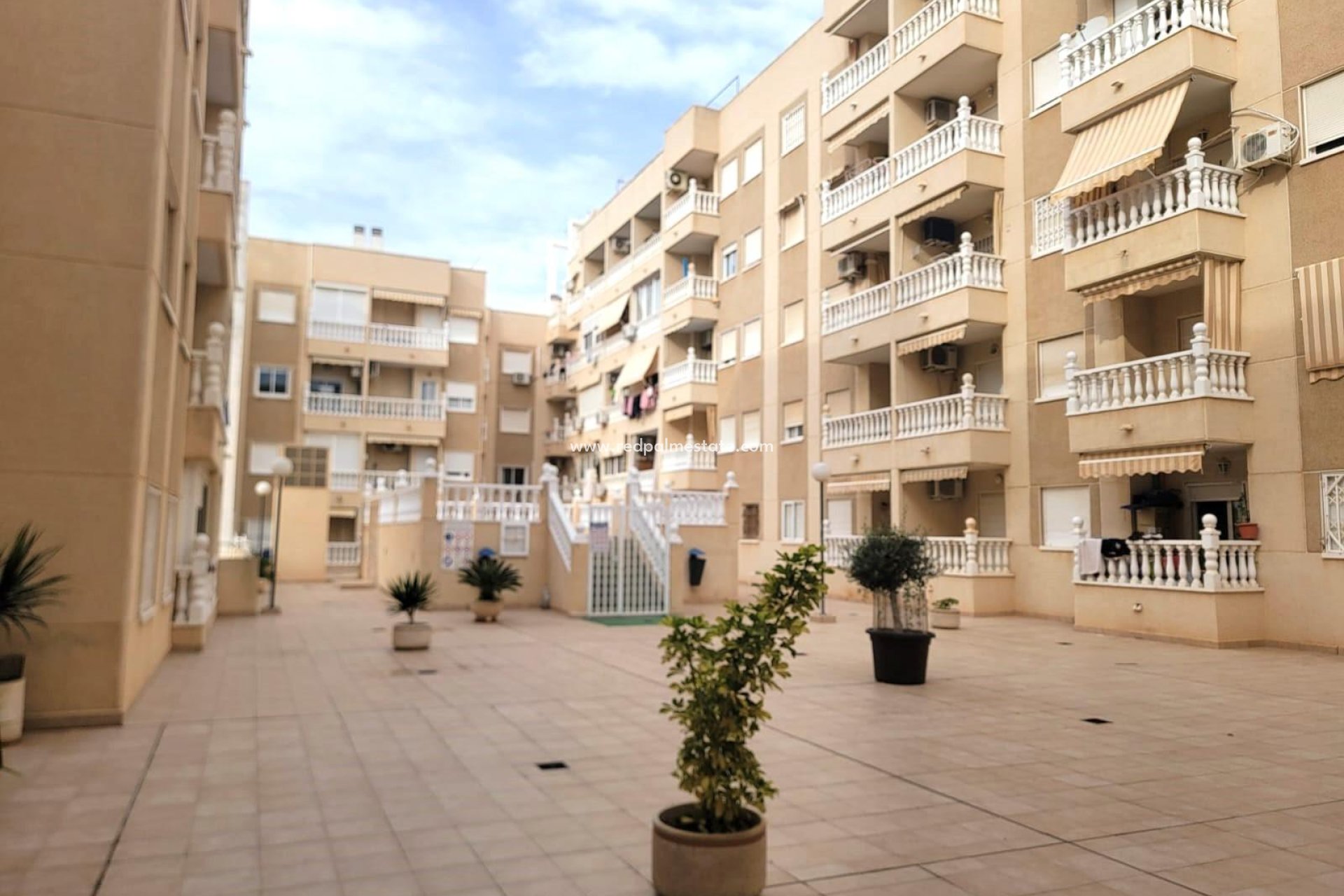 Återförsäljning - Lägenhet -
Torrevieja - Playa del Cura