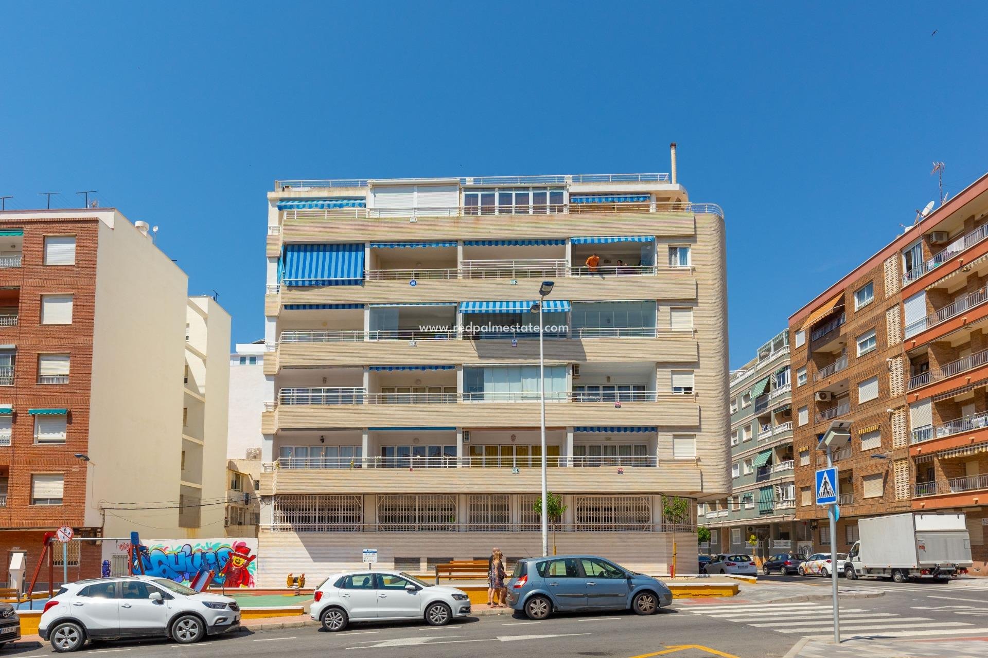 Återförsäljning - Lägenhet -
Torrevieja - Playa del Cura