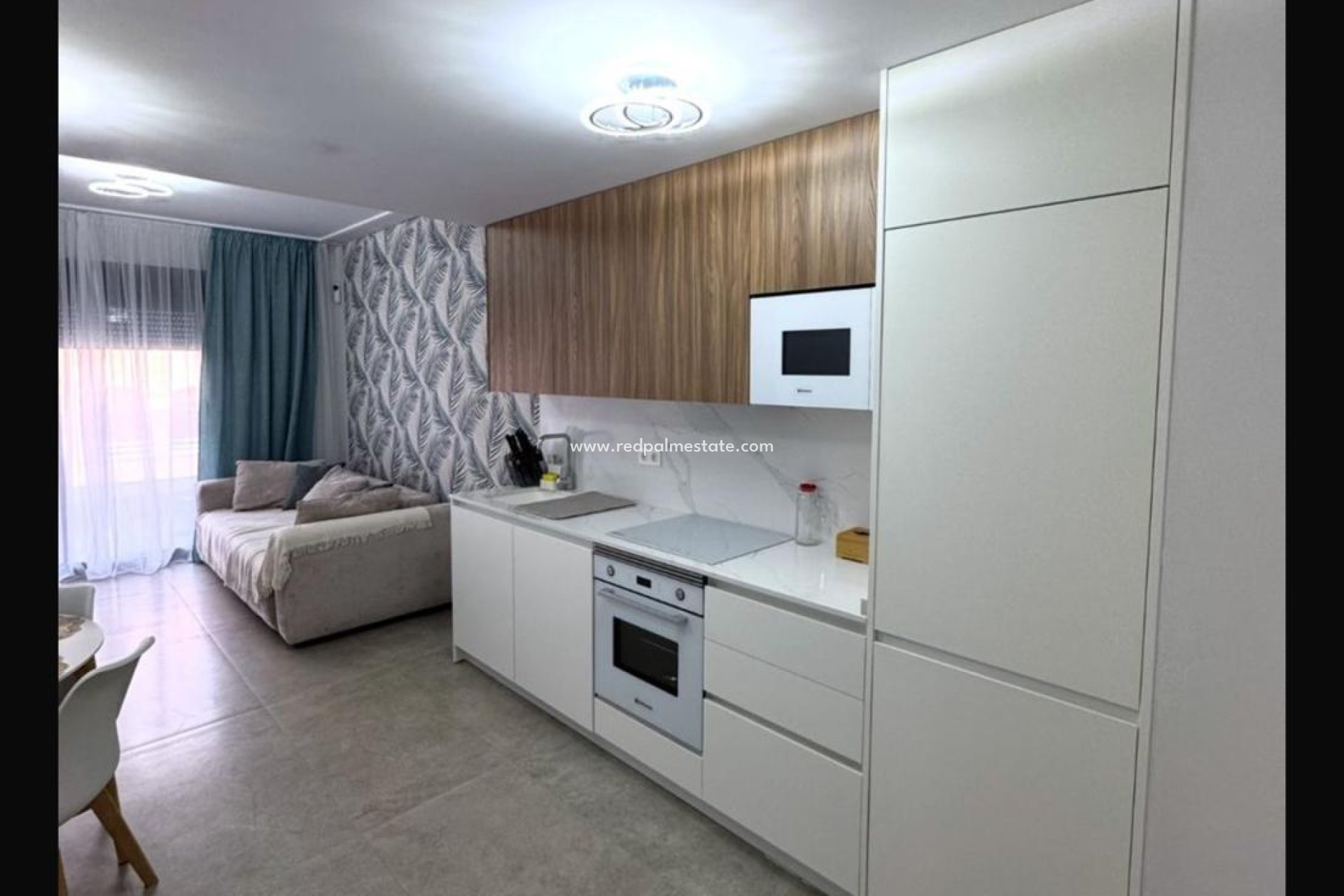 Återförsäljning - Lägenhet -
Torrevieja - Playa del Cura