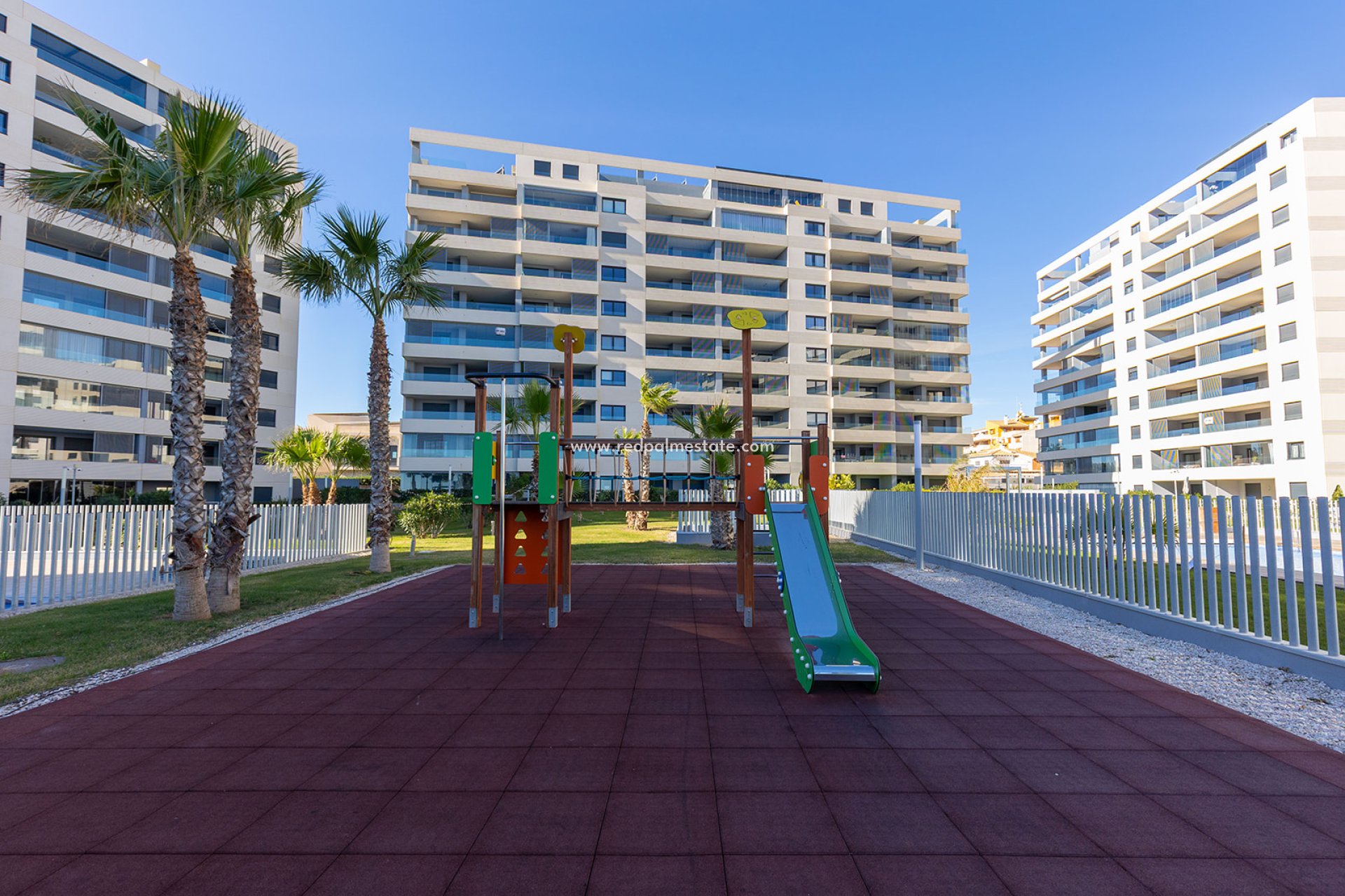 Återförsäljning - Lägenhet -
Torrevieja - Punta prima