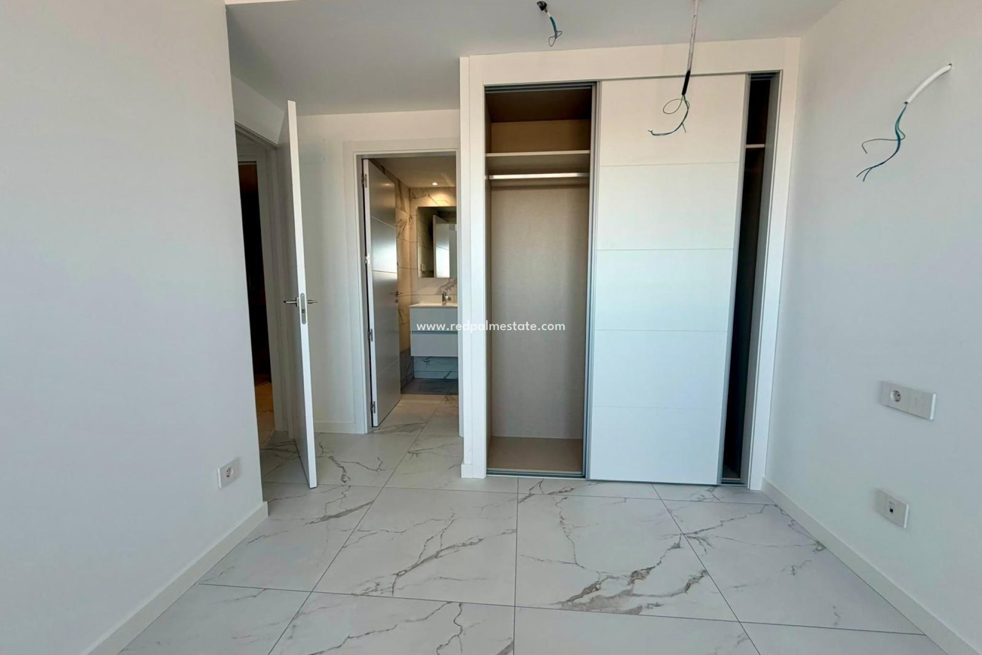 Återförsäljning - Lägenhet -
Torrevieja - Punta prima