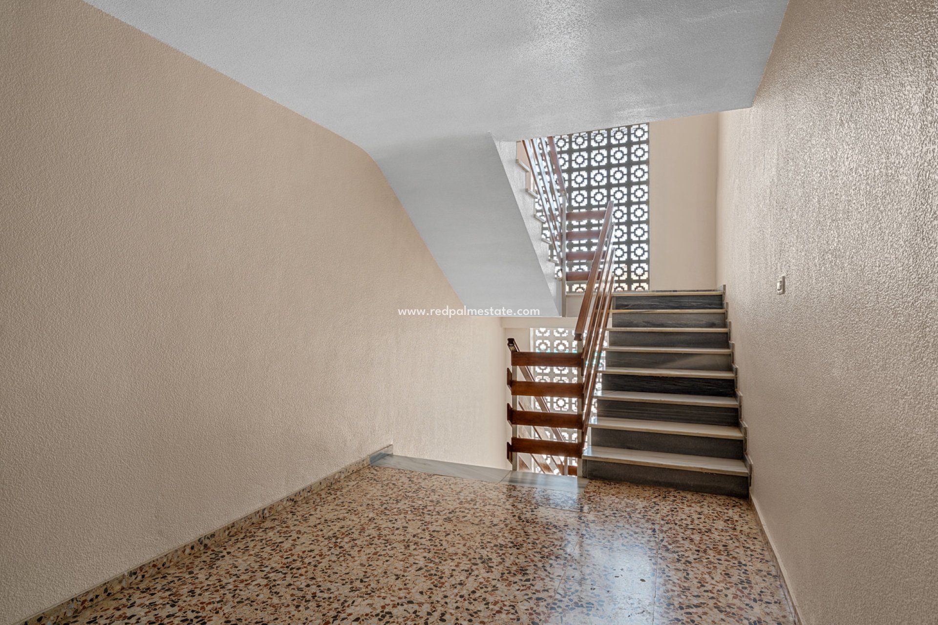 Återförsäljning - Lägenhet -
Torrevieja - Punta prima
