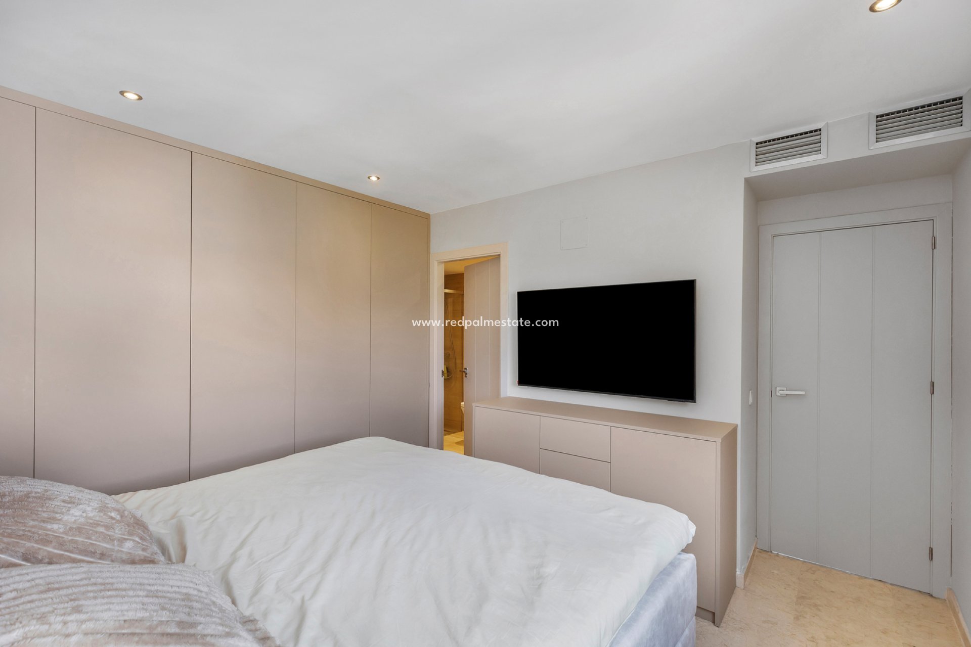 Återförsäljning - Lägenhet -
Torrevieja - Punta prima