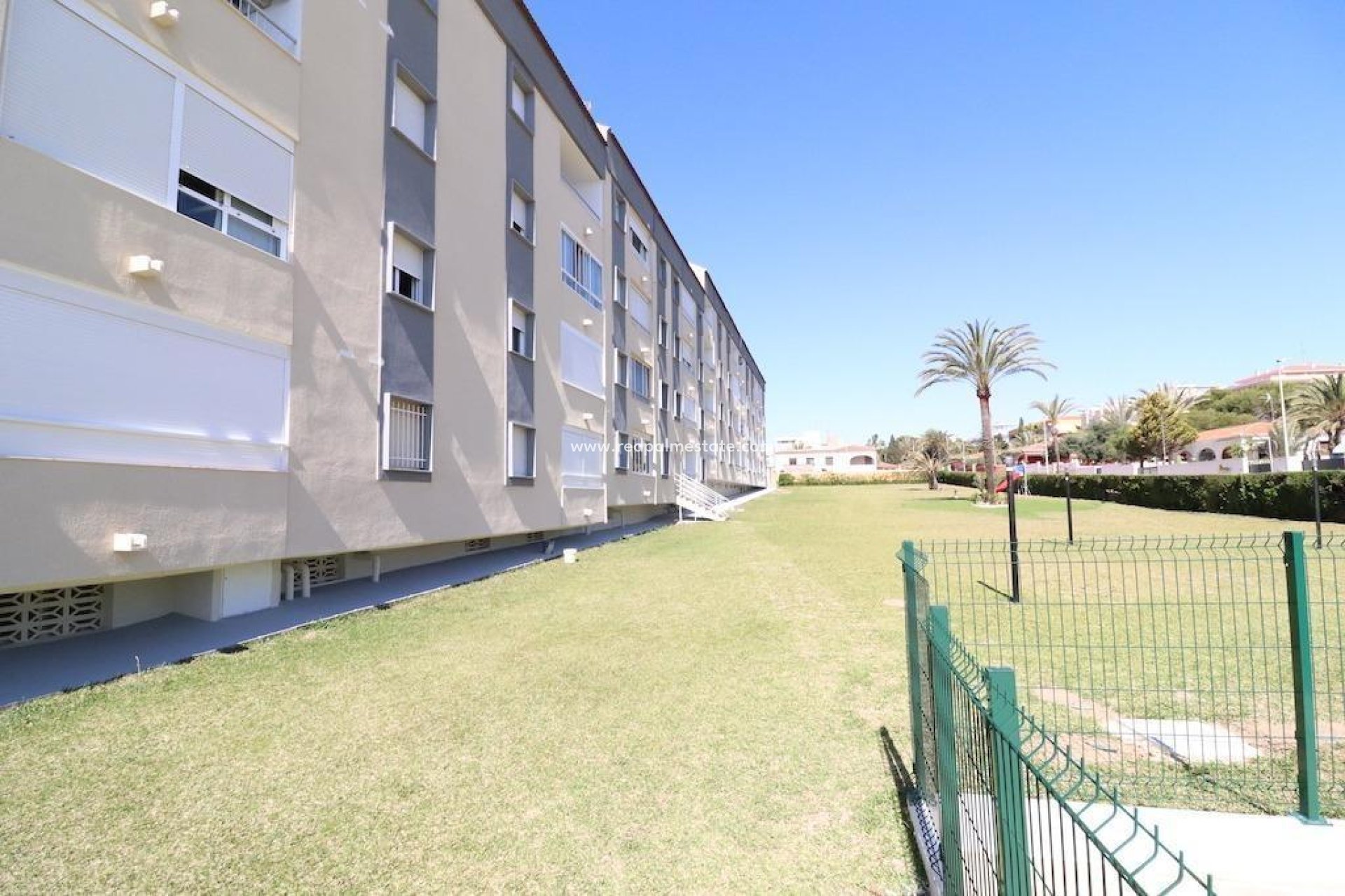 Återförsäljning - Lägenhet -
Torrevieja - Punta Prima