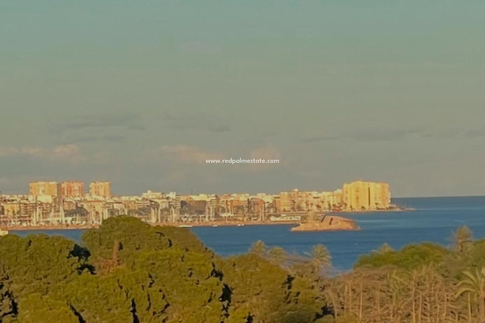 Återförsäljning - Lägenhet -
Torrevieja - Punta prima