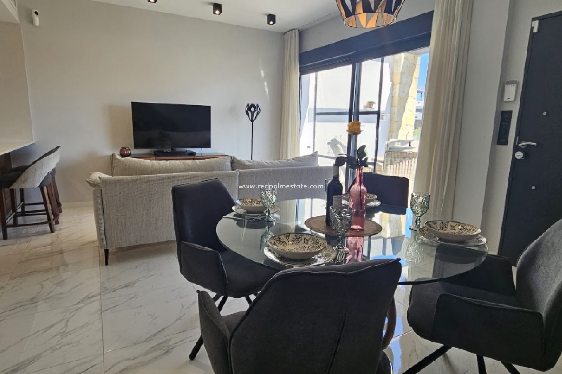 Återförsäljning - Lägenhet -
Torrevieja - Punta prima