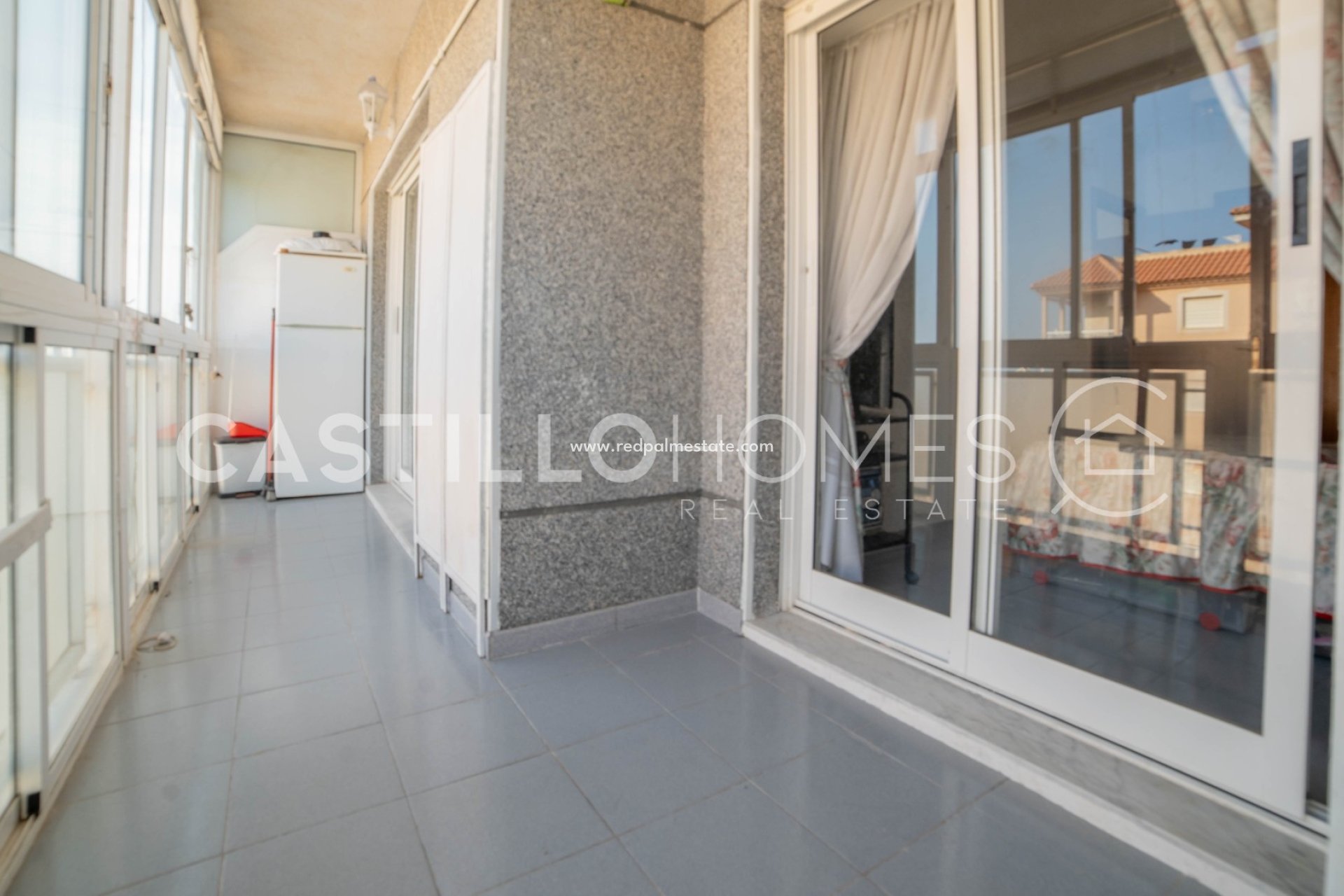 Återförsäljning - Lägenhet -
Torrevieja - Punta prima