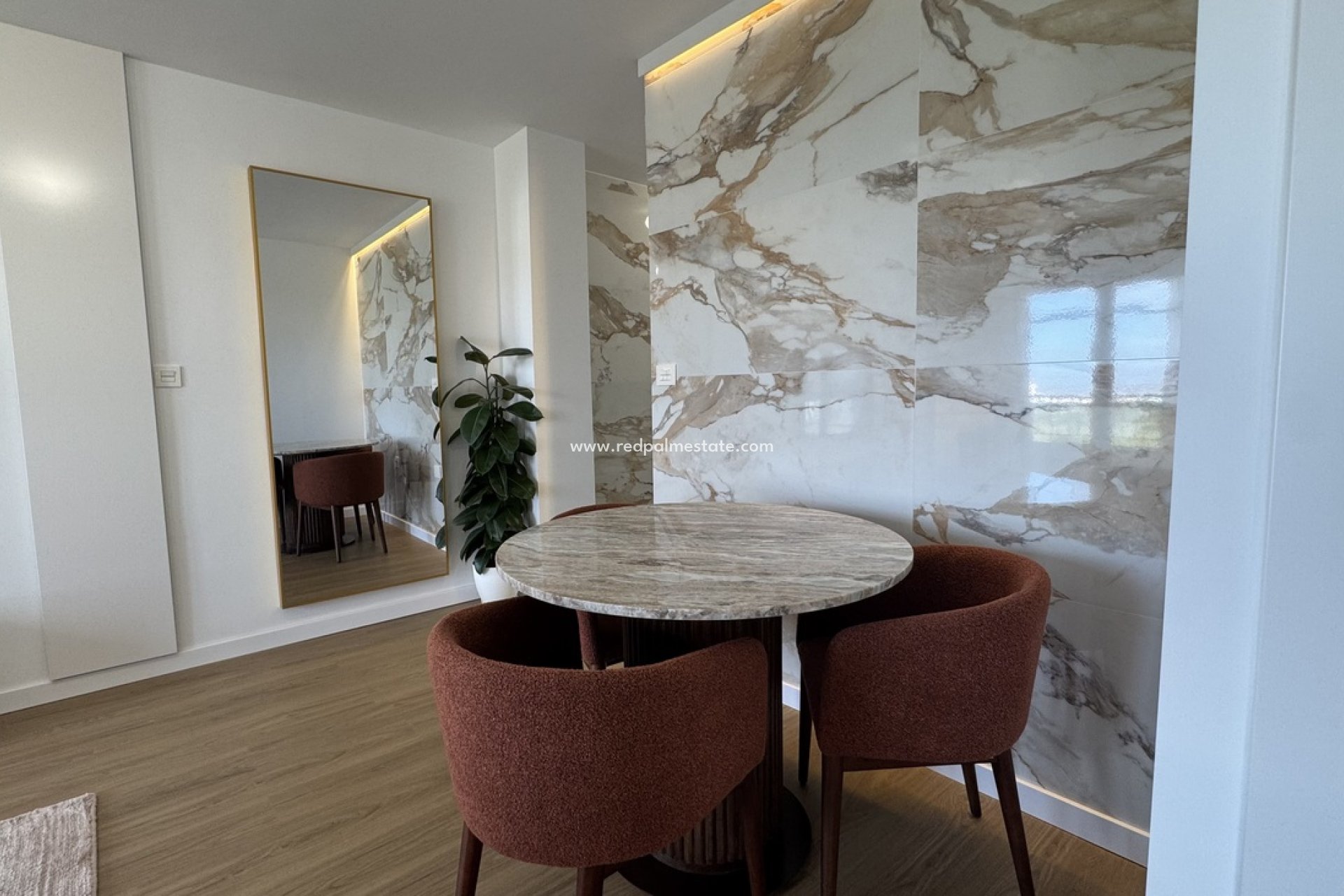 Återförsäljning - Lägenhet -
Torrevieja - Punta prima