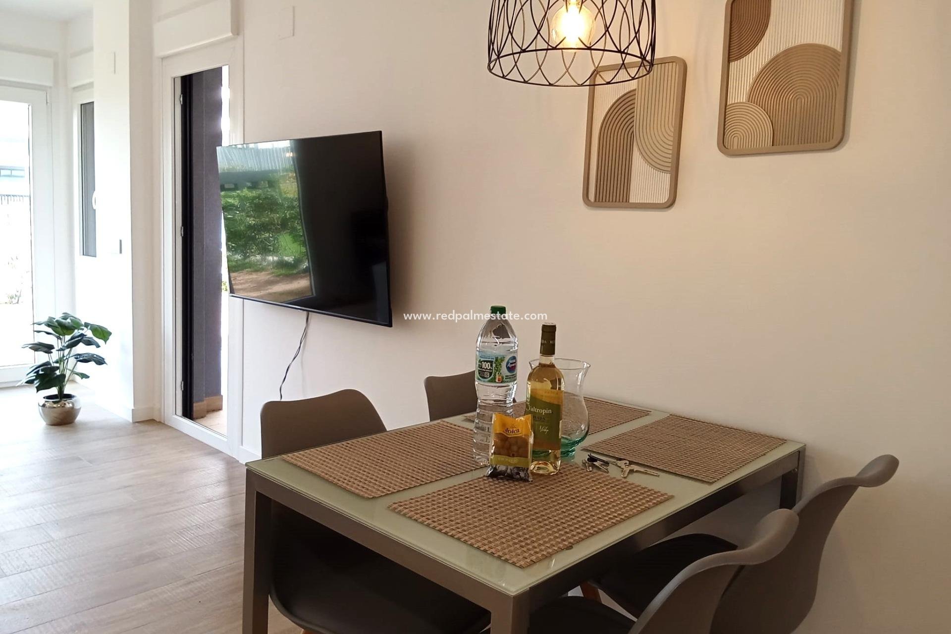 Återförsäljning - Lägenhet -
Torrevieja - Punta prima