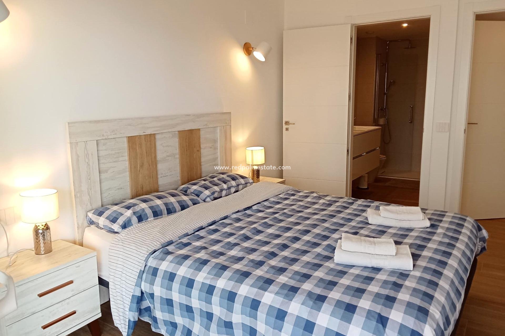 Återförsäljning - Lägenhet -
Torrevieja - Punta prima