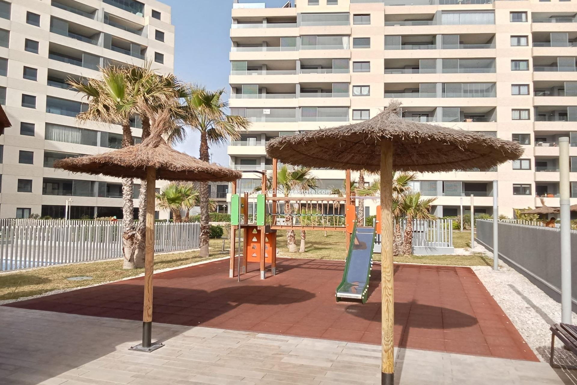 Återförsäljning - Lägenhet -
Torrevieja - Punta prima