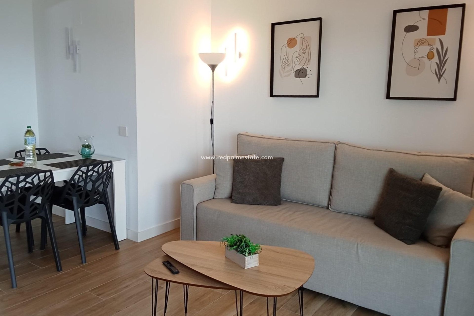 Återförsäljning - Lägenhet -
Torrevieja - Punta prima