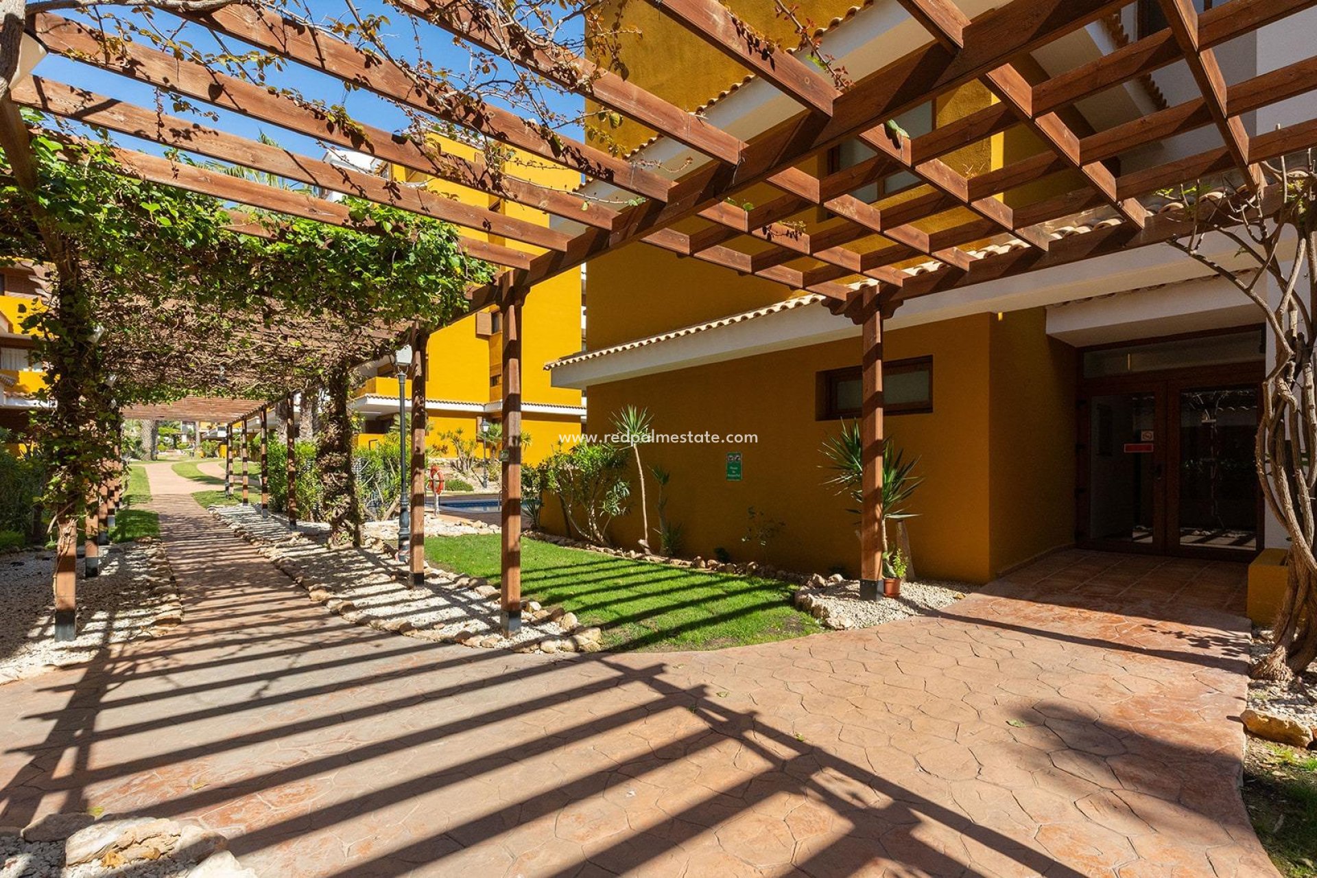 Återförsäljning - Lägenhet -
Torrevieja - Punta prima