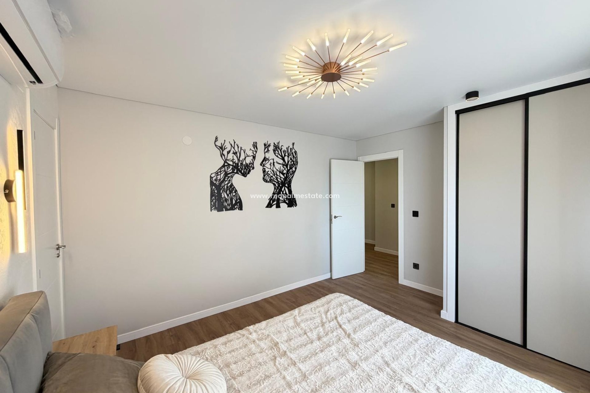 Återförsäljning - Lägenhet -
Torrevieja - Punta prima