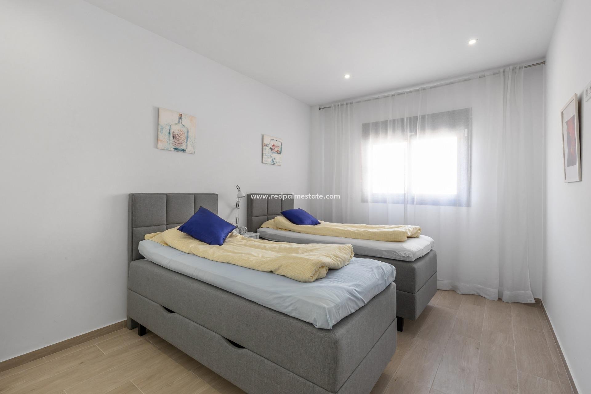 Återförsäljning - Lägenhet -
Torrevieja - Rosaleda-los frutales