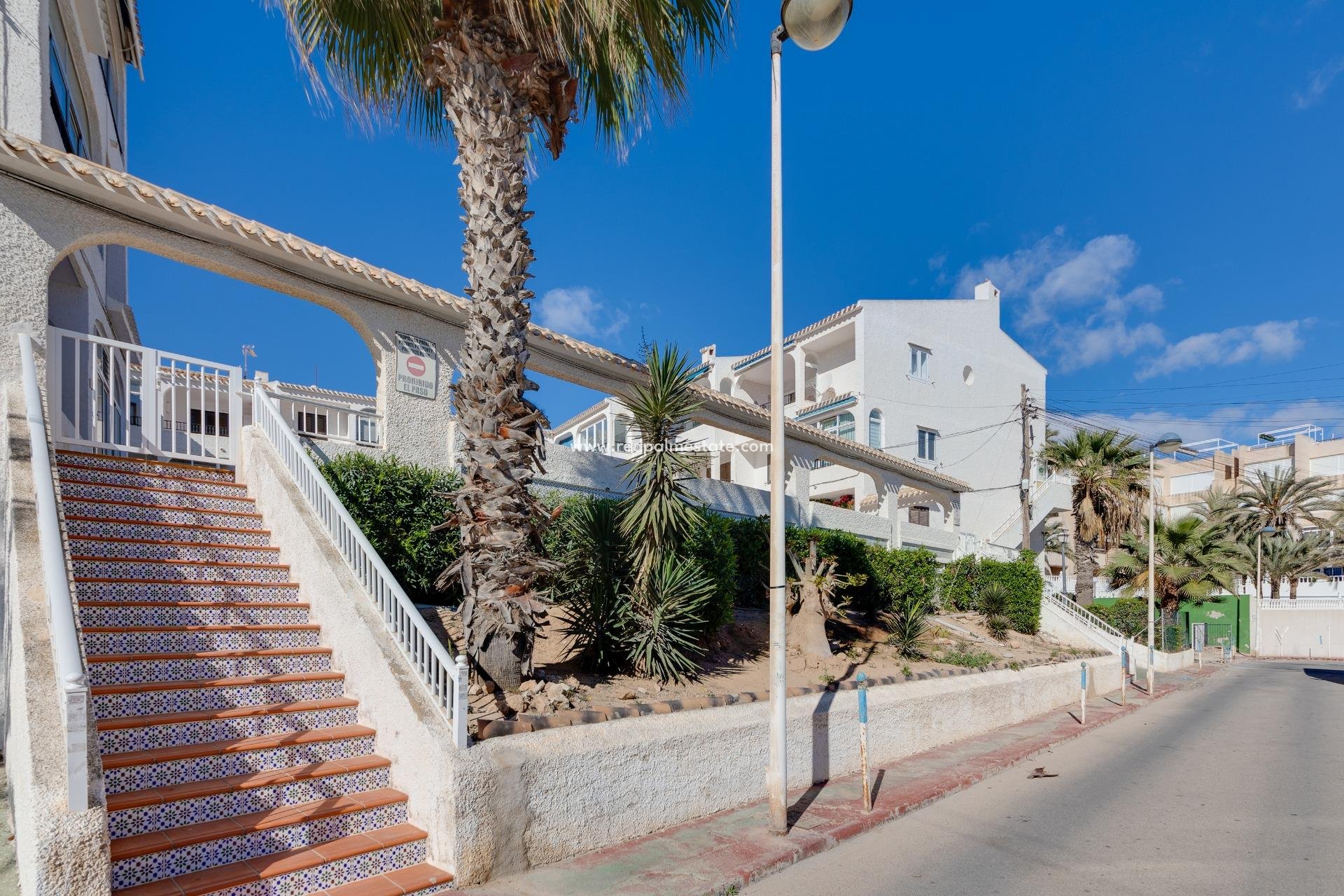 Återförsäljning - Lägenhet -
Torrevieja - Torre la mata