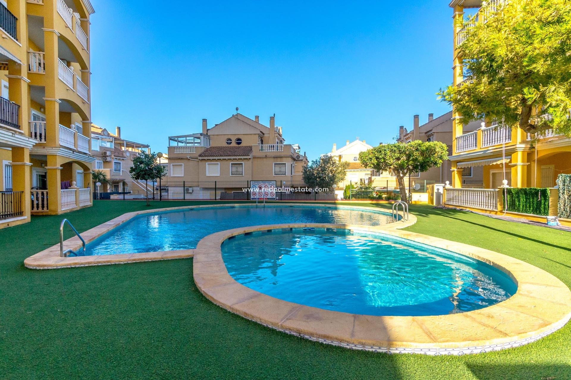 Återförsäljning - Lägenhet -
Torrevieja - Torreblanca