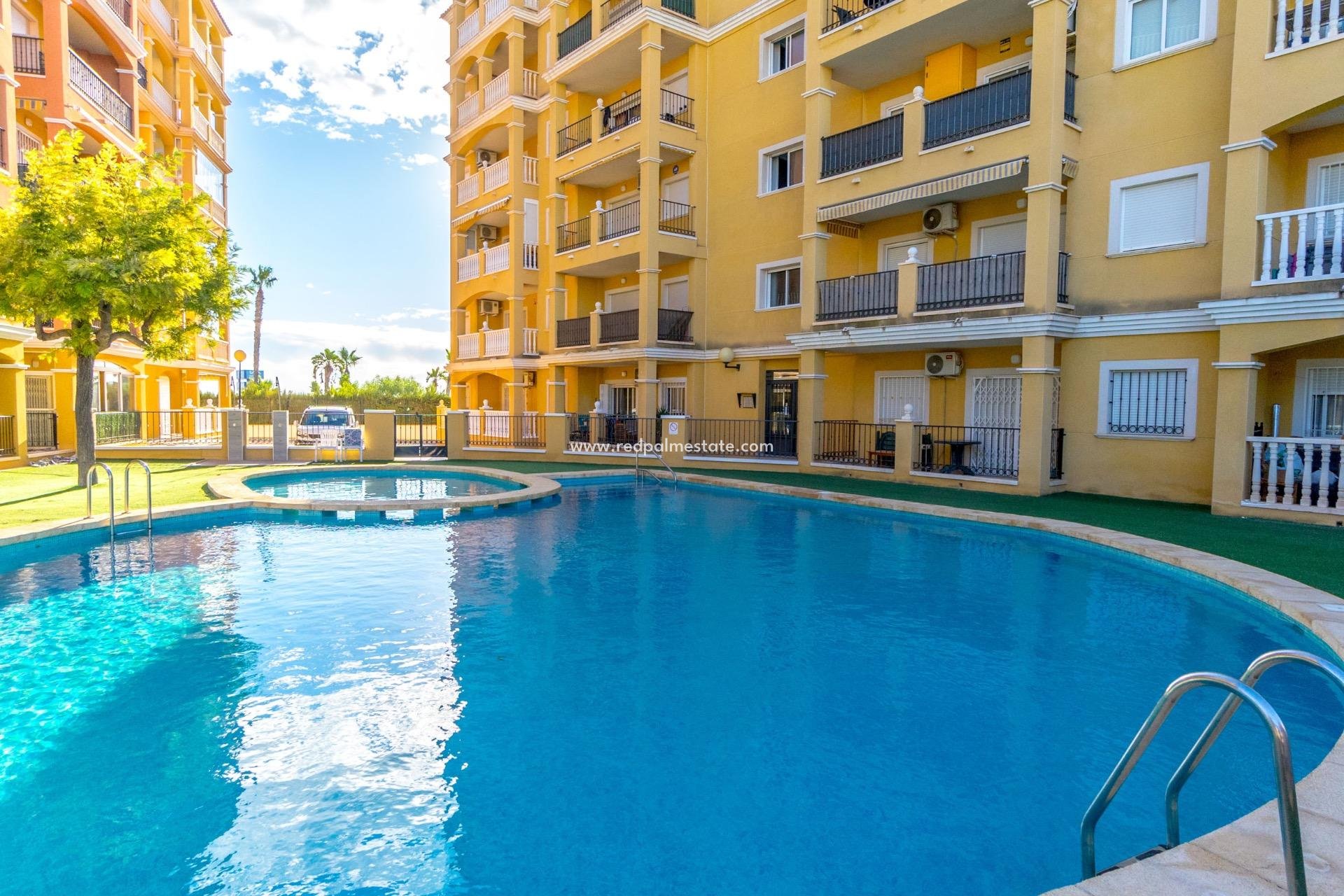 Återförsäljning - Lägenhet -
Torrevieja - Torreblanca