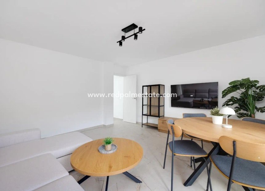 Återförsäljning - Lägenhet -
Torrevieja - Torrevieja C