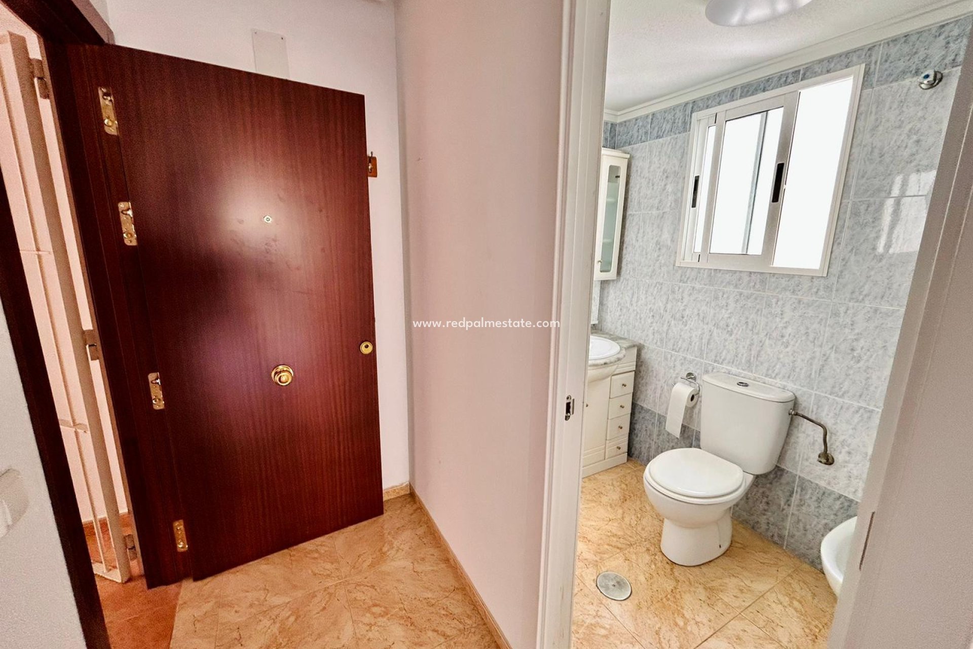 Återförsäljning - Lägenhet -
Torrevieja - Torrevieja Centro
