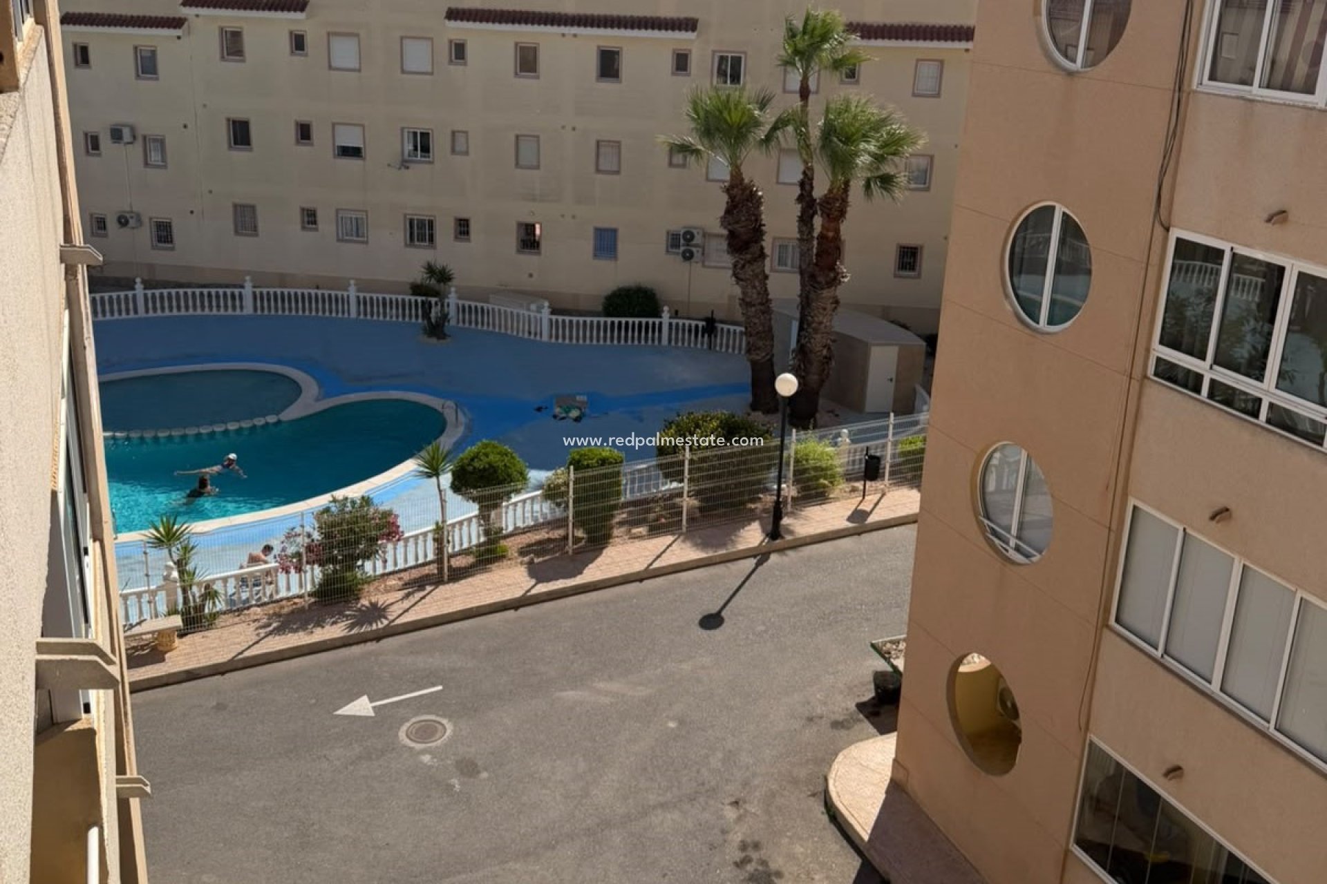 Återförsäljning - Lägenhet -
Torrevieja - Urbanización San Luis