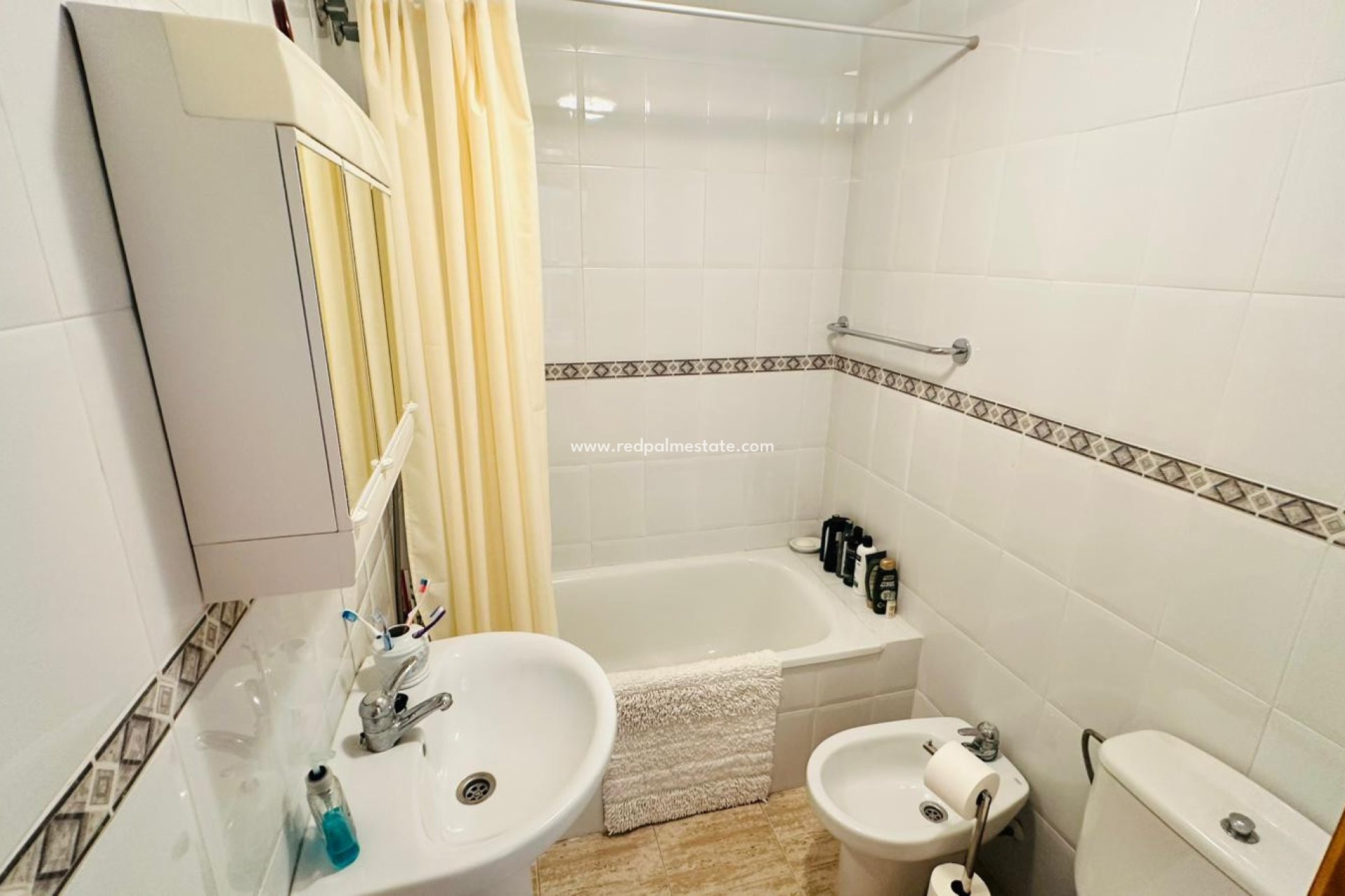 Återförsäljning - Lägenhet -
Torrevieja - Urbanización San Luis