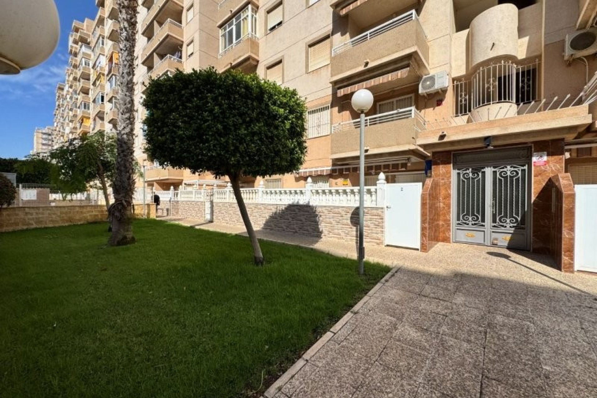 Återförsäljning - Lägenhet -
Torrevieja