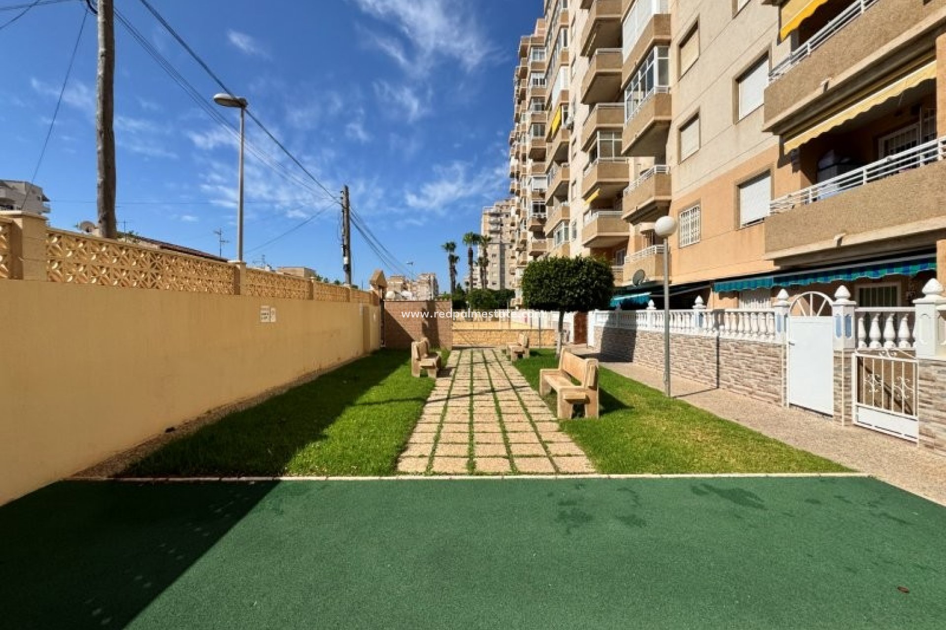 Återförsäljning - Lägenhet -
Torrevieja