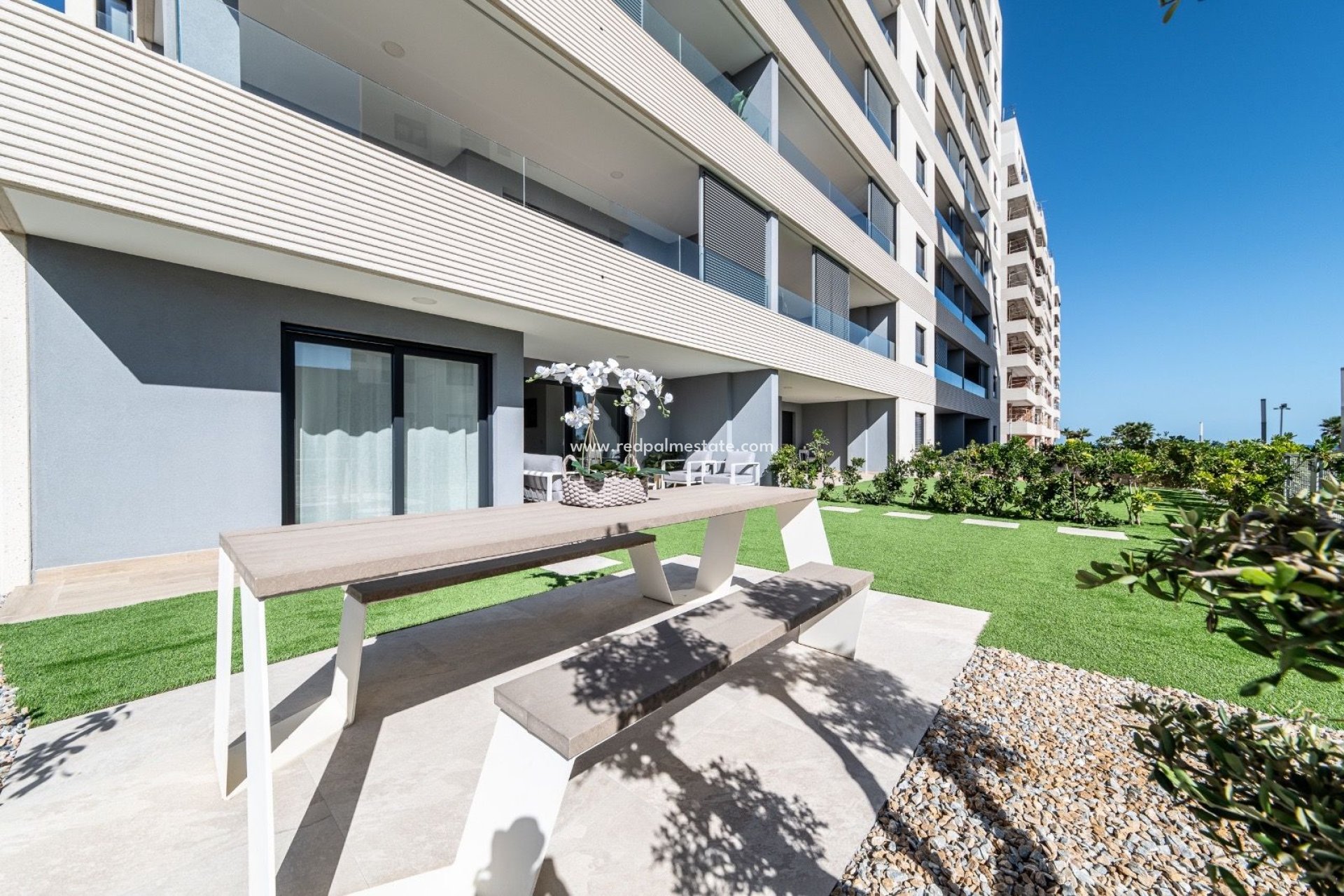 Återförsäljning - Lägenhet -
Torrevieja