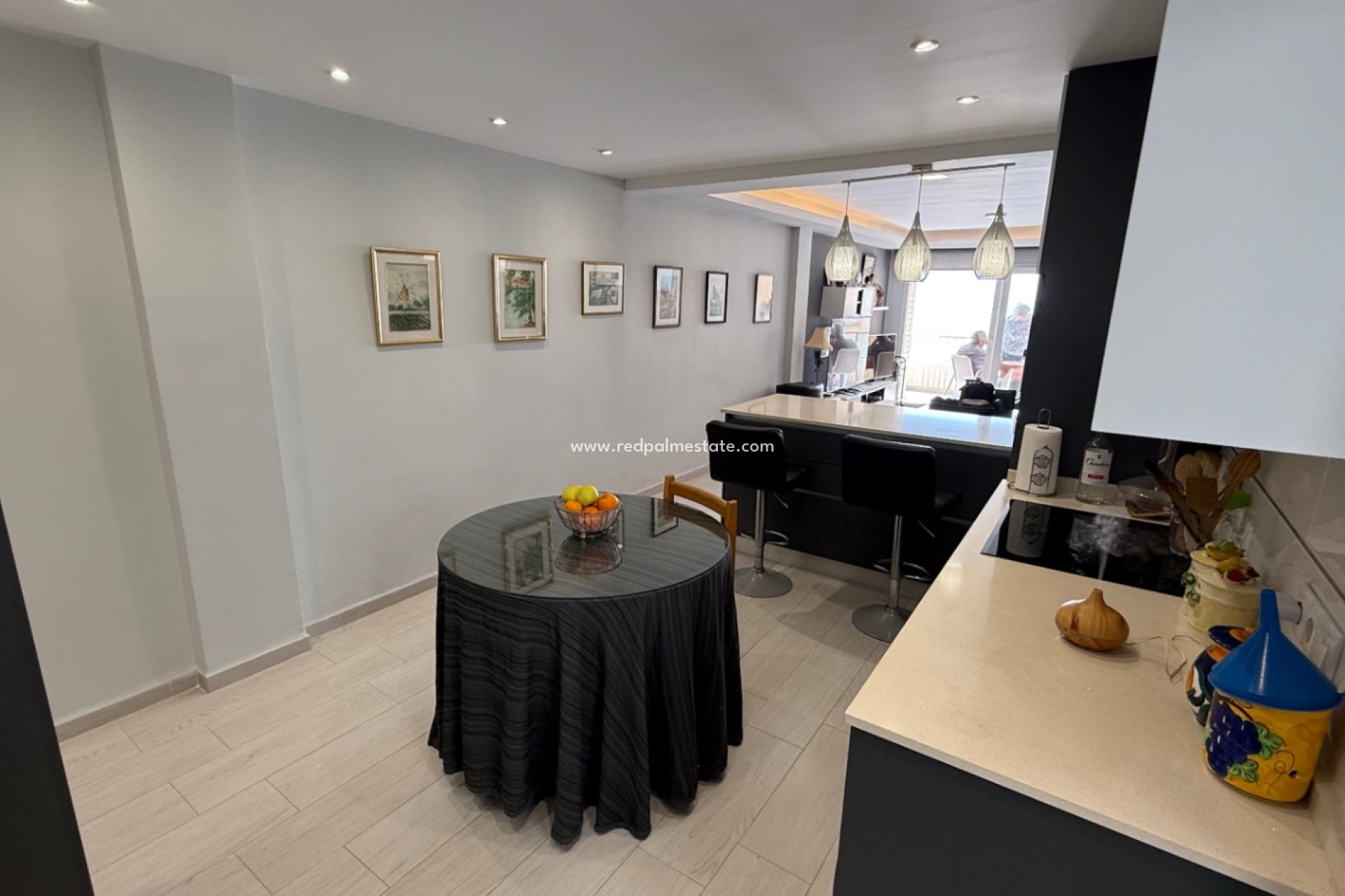 Återförsäljning - Lägenhet -
Torrevieja