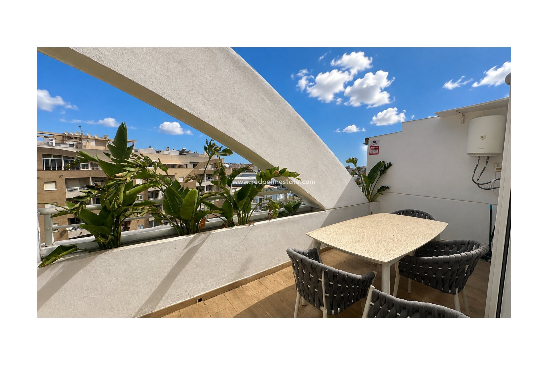 Återförsäljning - Lägenhet -
Torrevieja
